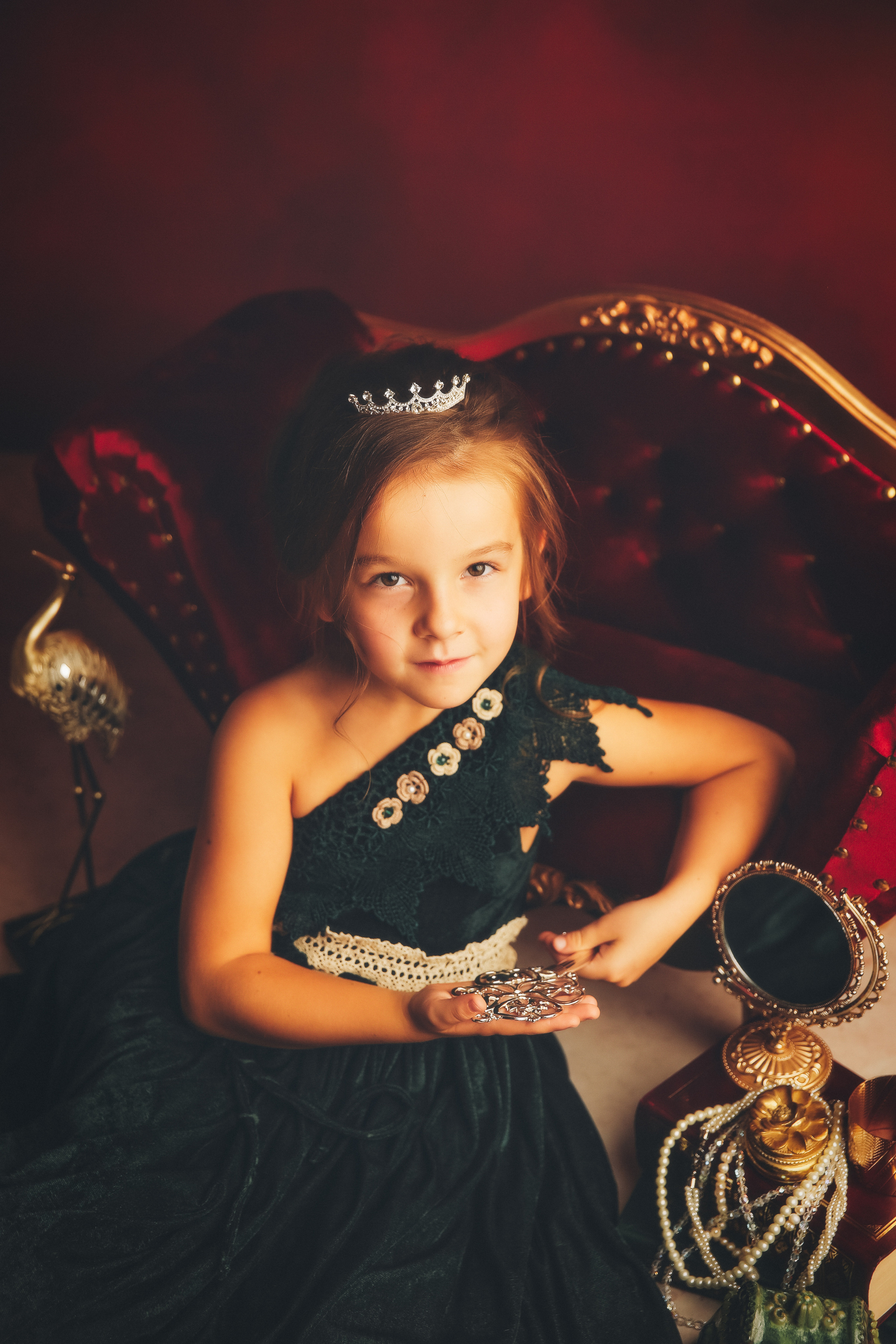 Эпоха Возрождения. Фотограф новорожденных. Семейный и детский фотограф в городе Сургуте