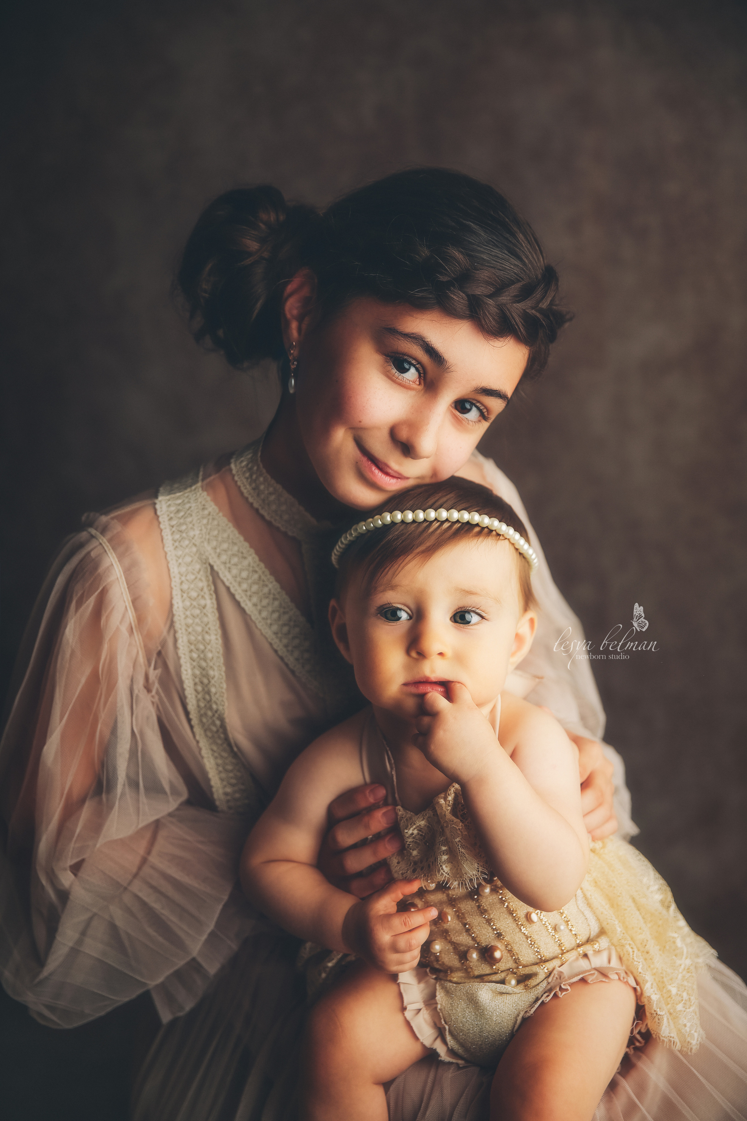 Эпоха Возрождения. Фотограф новорожденных. Семейный и детский фотограф в городе Сургуте