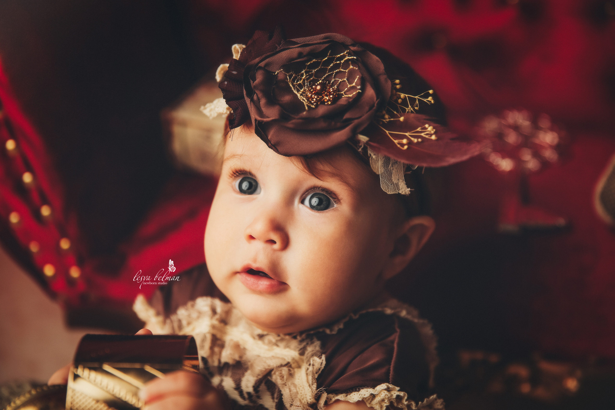 Эпоха Возрождения. Фотограф новорожденных. Семейный и детский фотограф в городе Сургуте