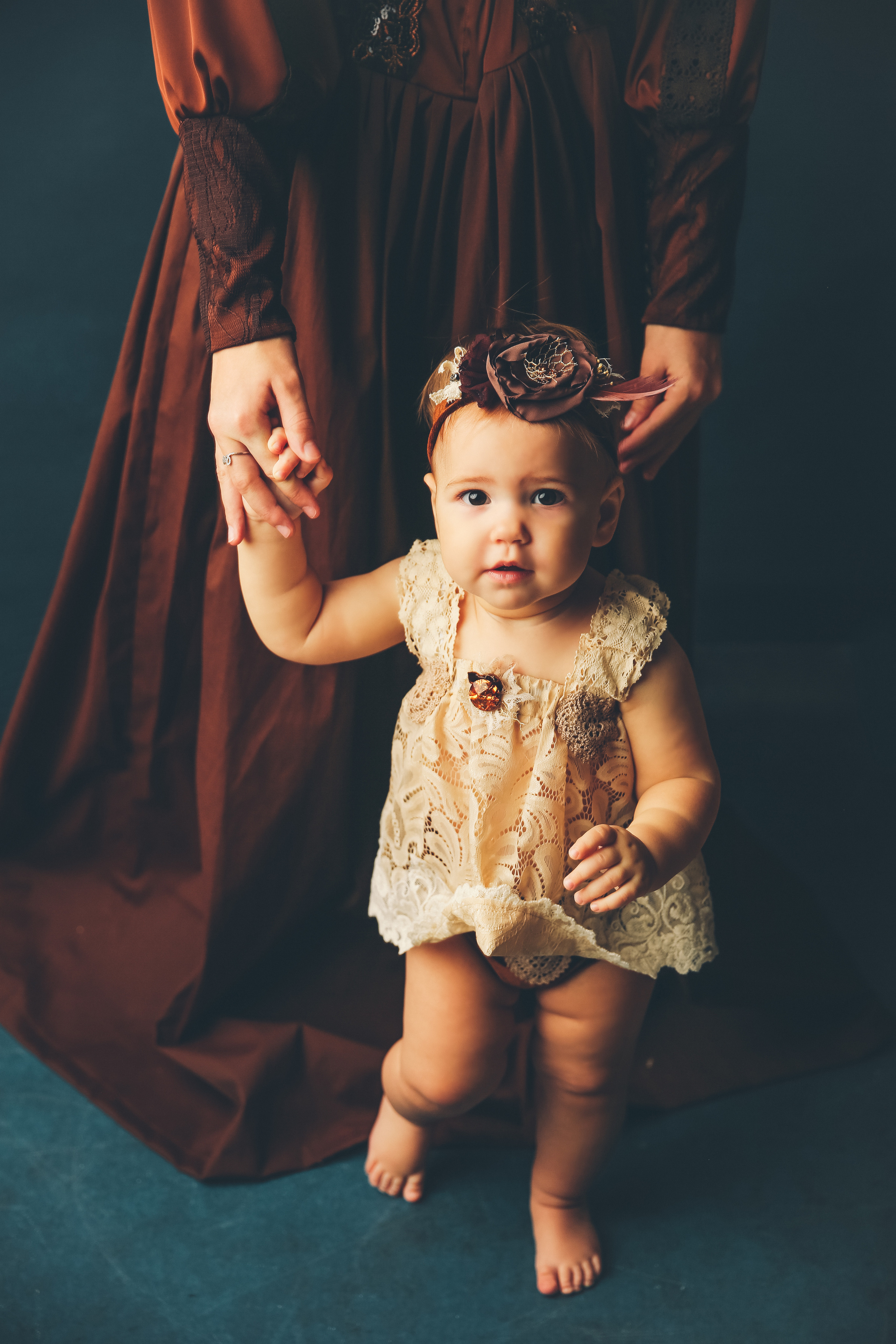 Эпоха Возрождения. Фотограф новорожденных. Семейный и детский фотограф в городе Сургуте