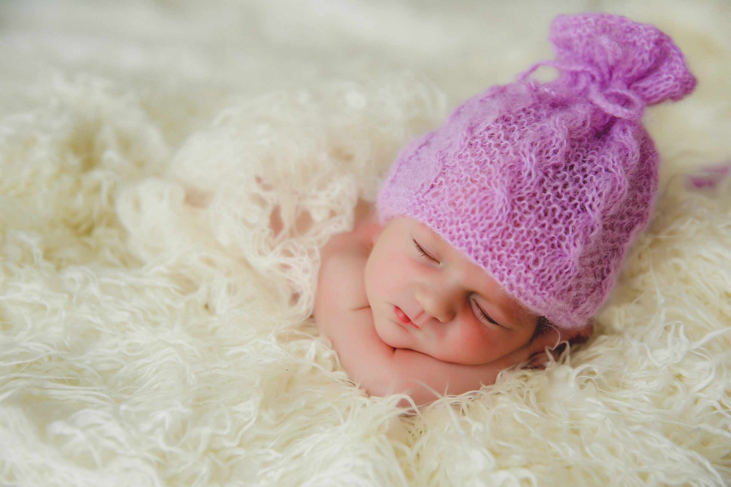Newborm начало. Фотограф новорожденных. Семейный и детский фотограф в городе Сургуте