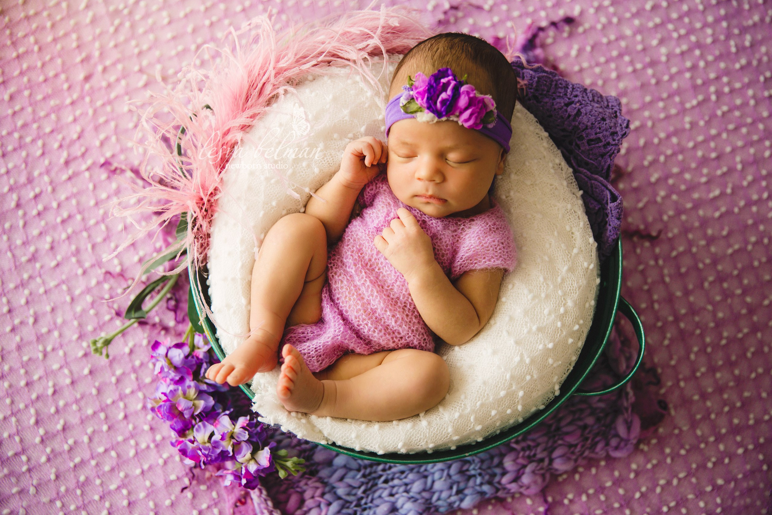 Newborm начало. Фотограф новорожденных. Семейный и детский фотограф в городе Сургуте