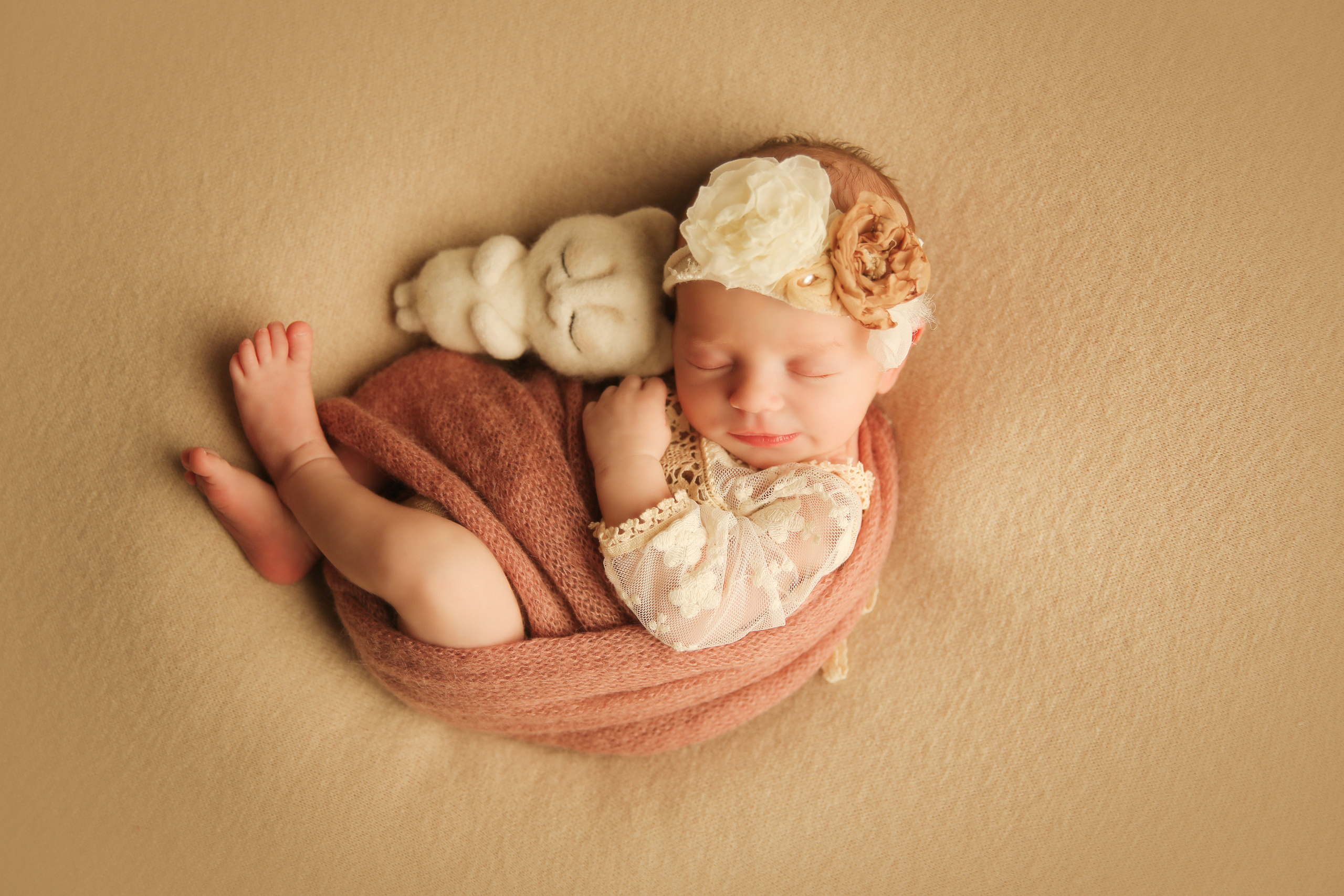 Девочки. Фотограф новорожденных. Семейный и детский фотограф в городе Сургуте