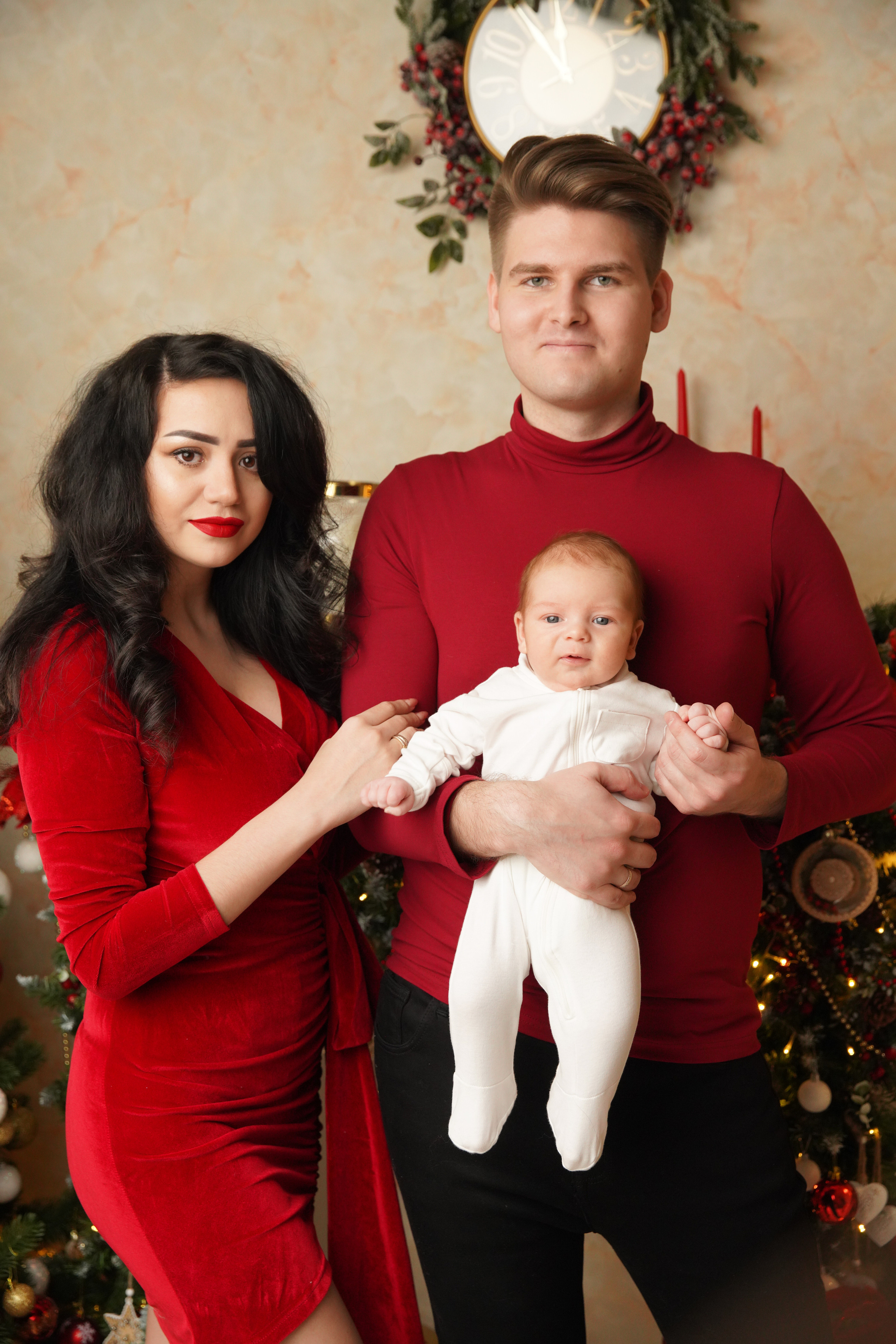 Новогодняя фотосессия. Фотограф новорожденных. Семейный и детский фотограф в городе Сургуте