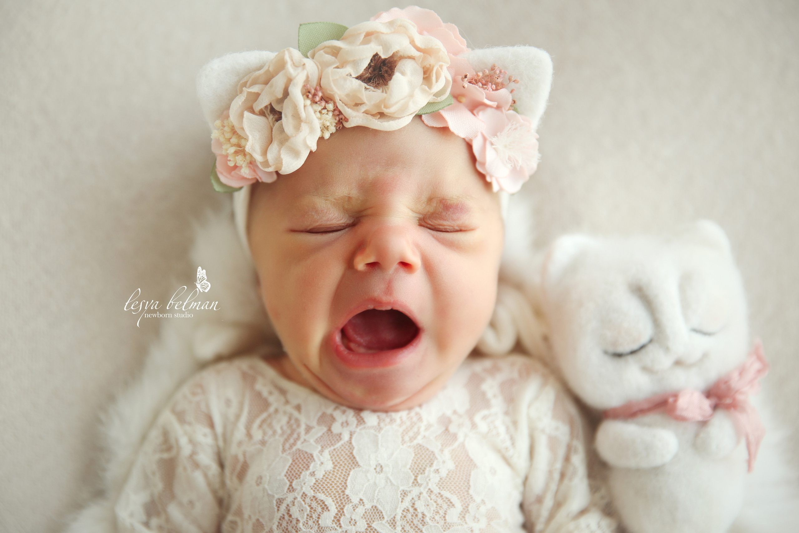 Newborm начало. Фотограф новорожденных. Семейный и детский фотограф в городе Сургуте