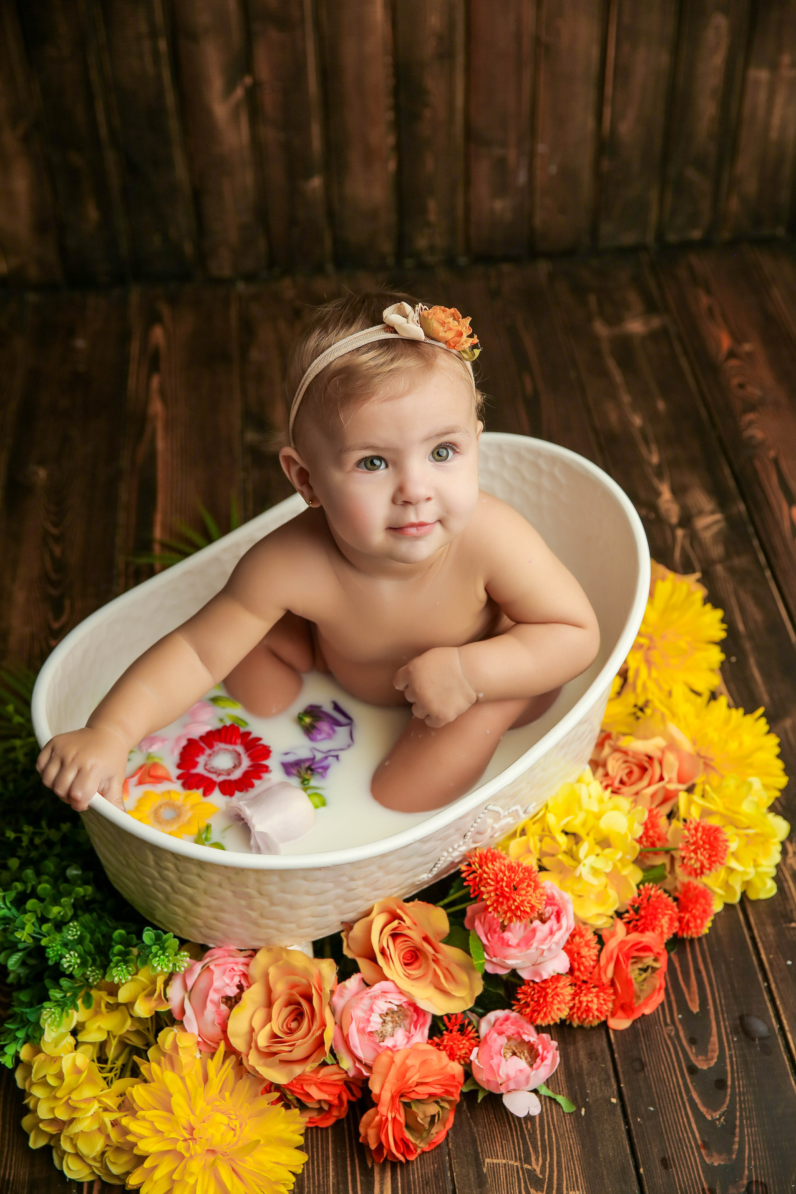 Ванночка девочки. Фотограф новорожденных. Семейный и детский фотограф в городе Сургуте