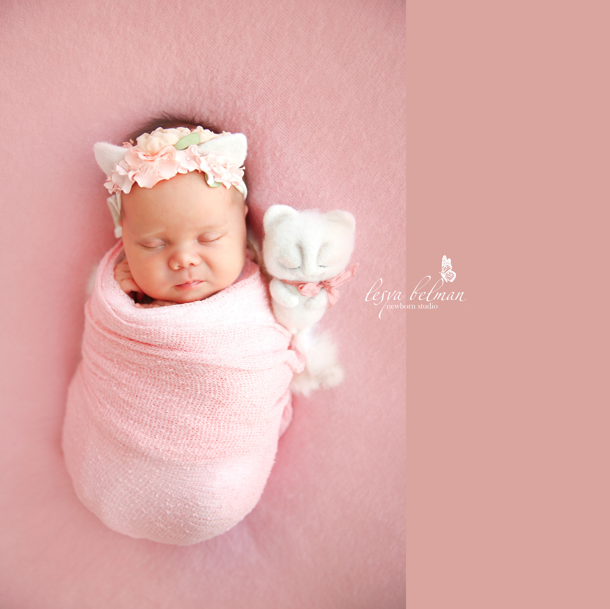 Newborm начало. Фотограф новорожденных. Семейный и детский фотограф в городе Сургуте