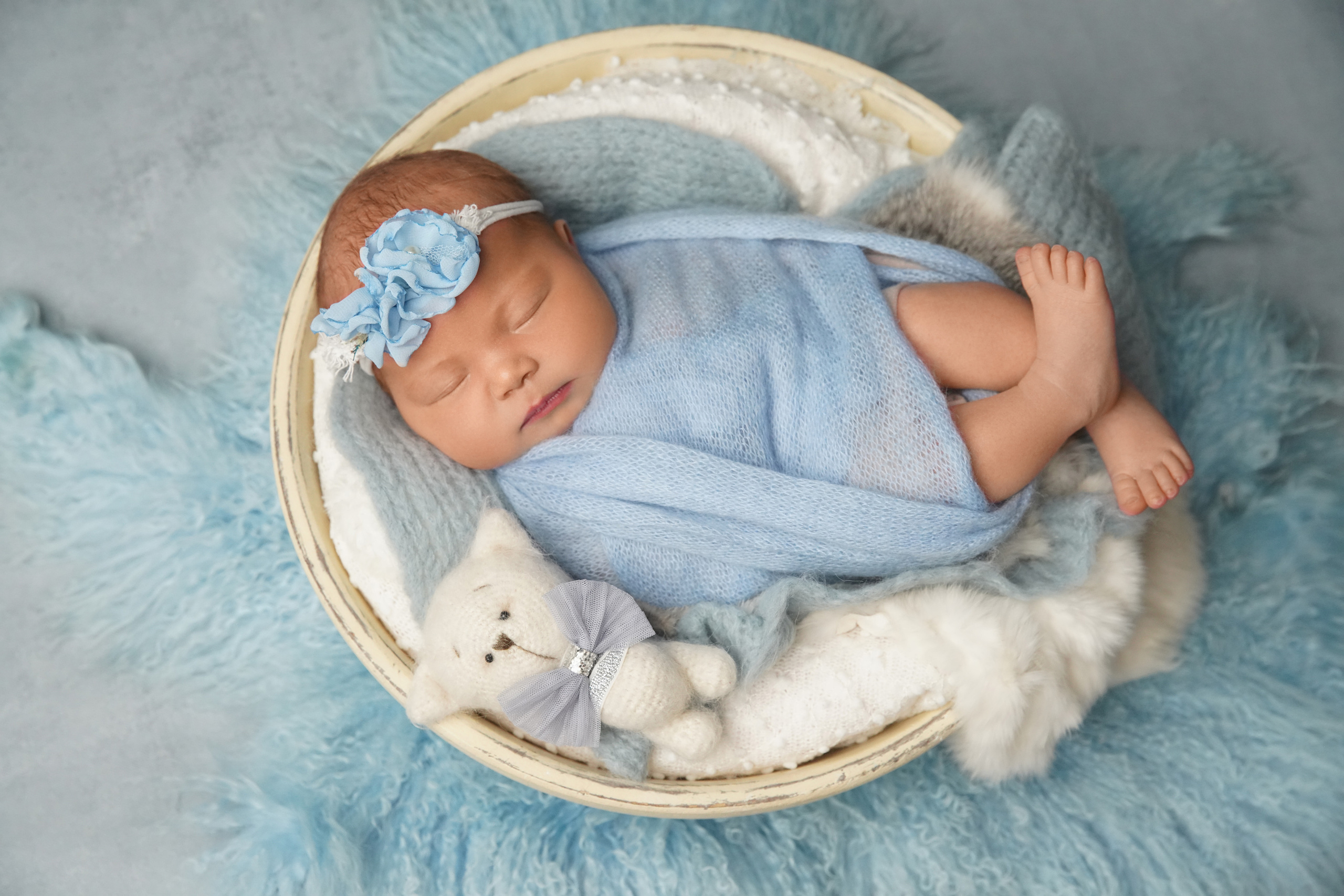 Девочки. Фотограф новорожденных. Семейный и детский фотограф в городе Сургуте