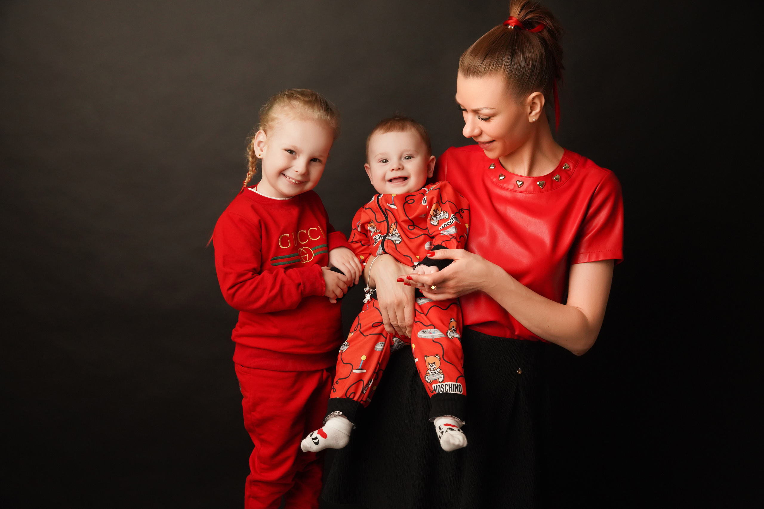 Портретная фотосессия. Фотограф новорожденных. Семейный и детский фотограф в городе Сургуте