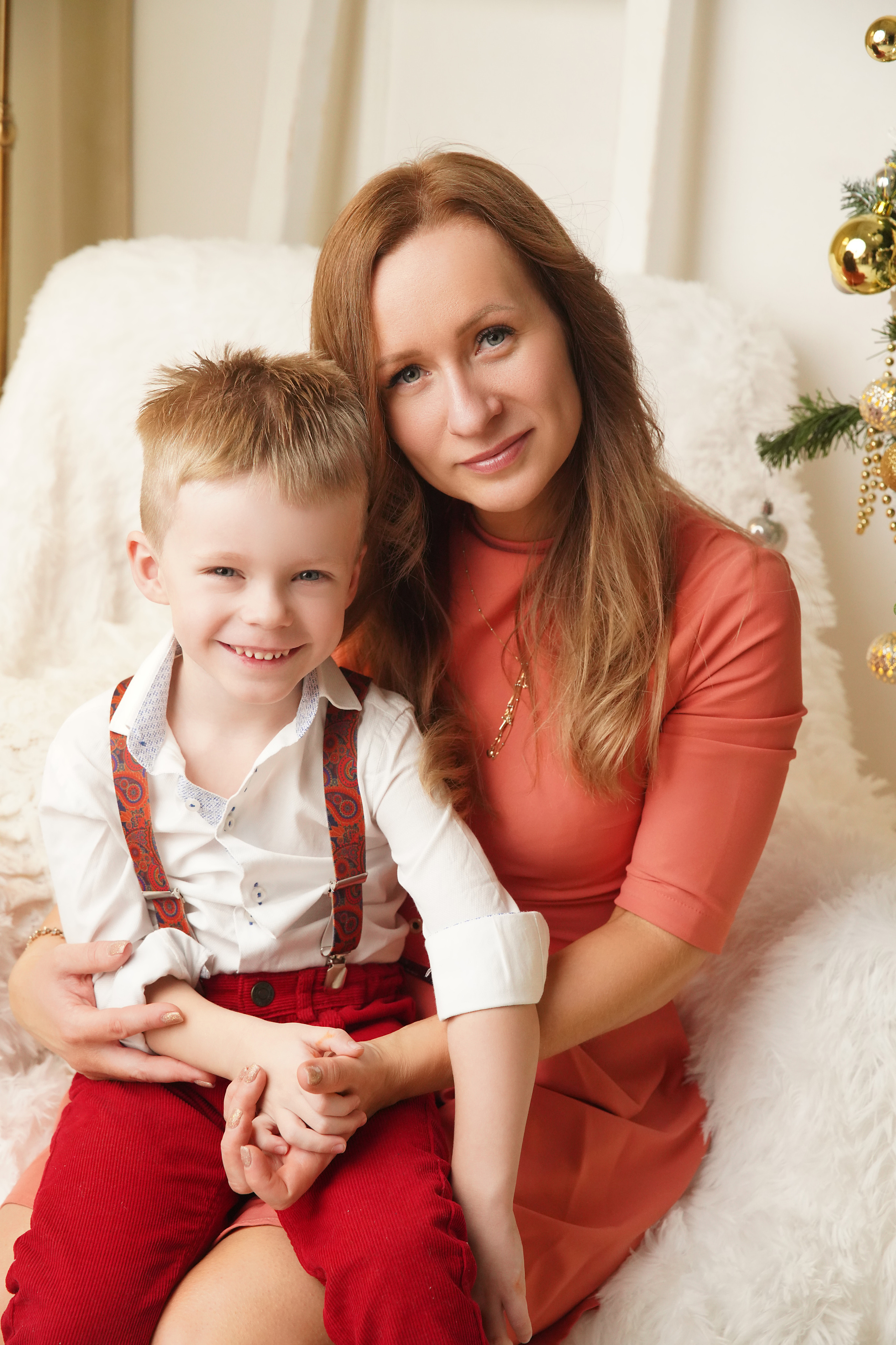 Новогодняя фотосессия. Фотограф новорожденных. Семейный и детский фотограф в городе Сургуте