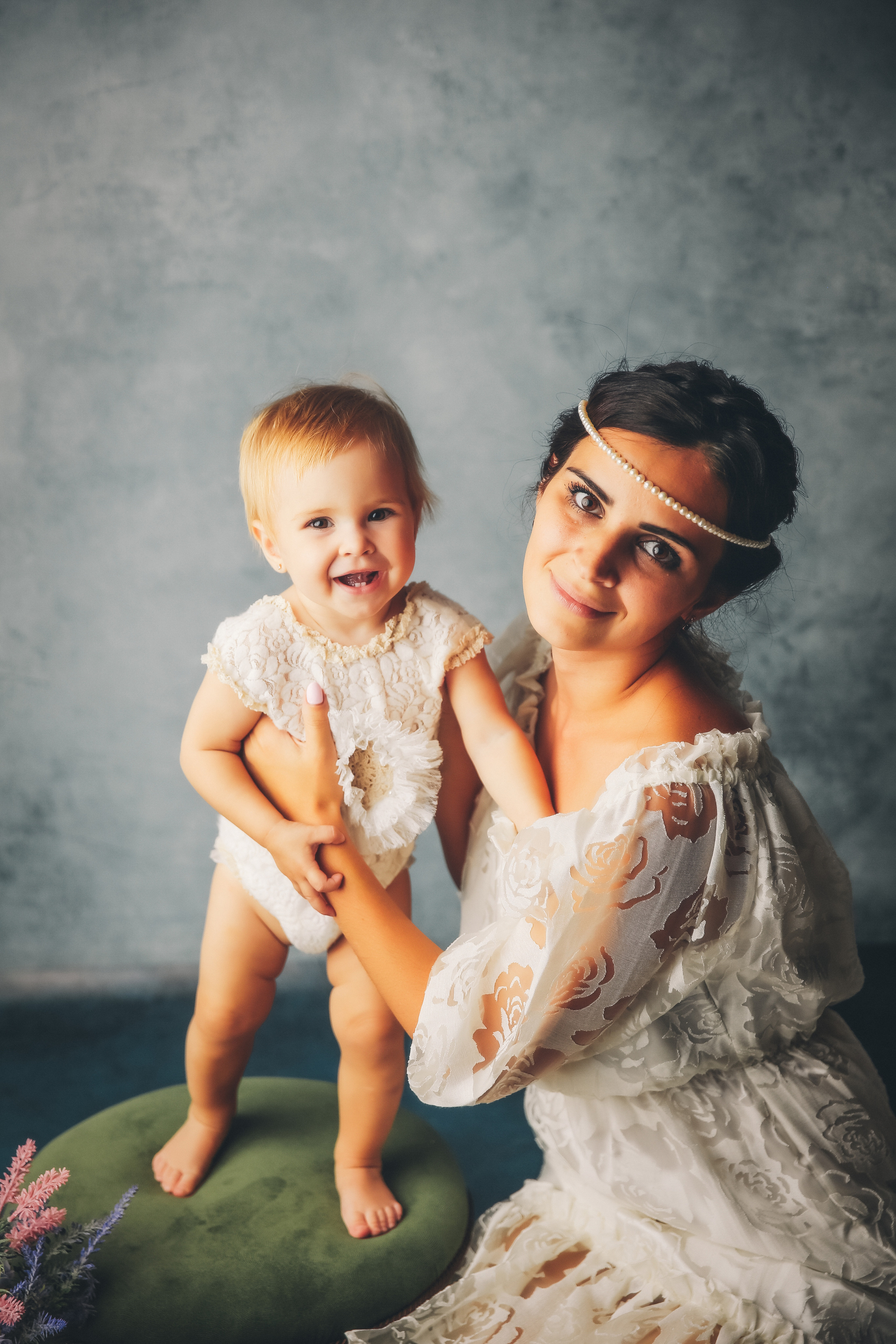 Эпоха Возрождения. Фотограф новорожденных. Семейный и детский фотограф в городе Сургуте