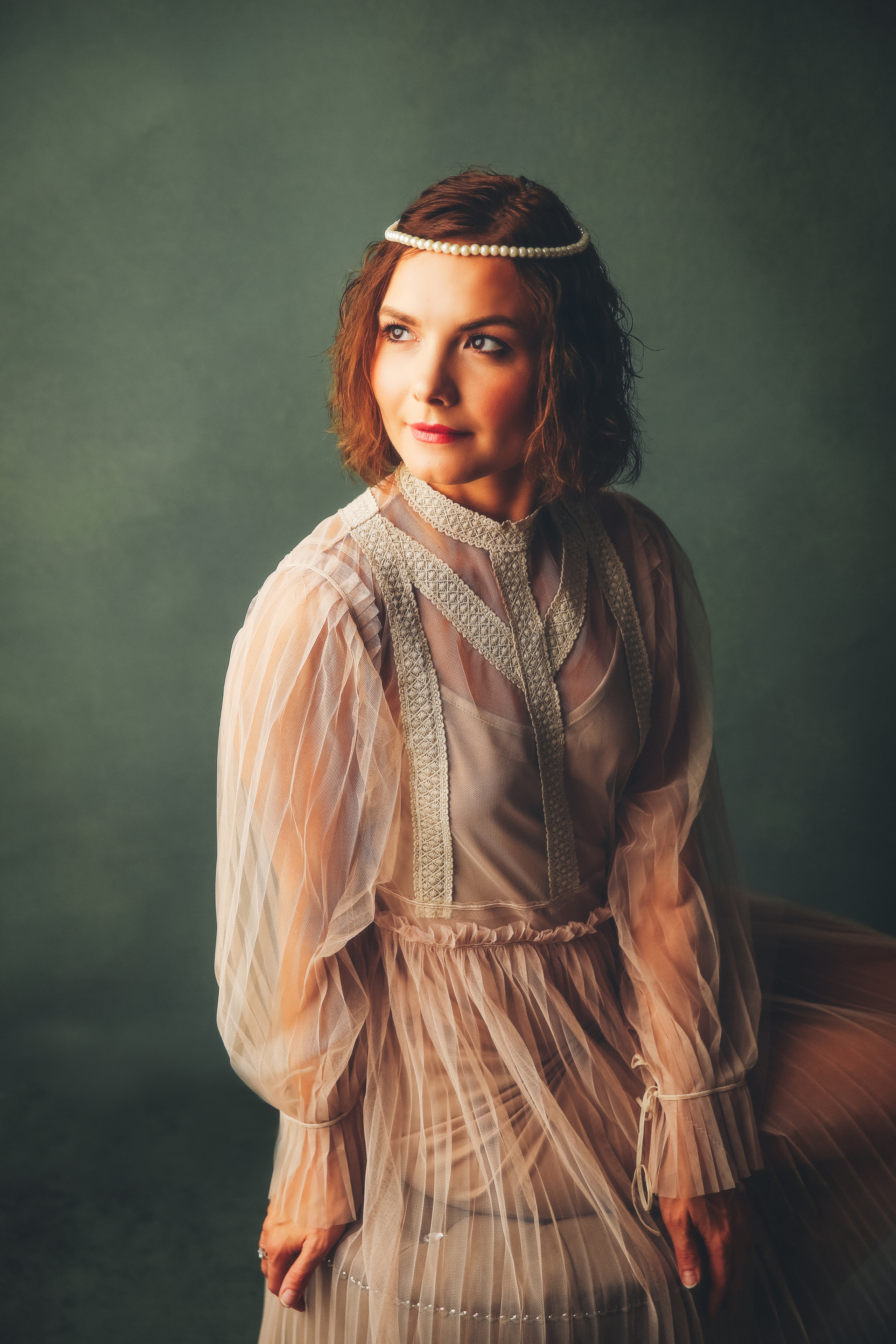 Эпоха Возрождения. Фотограф новорожденных. Семейный и детский фотограф в городе Сургуте