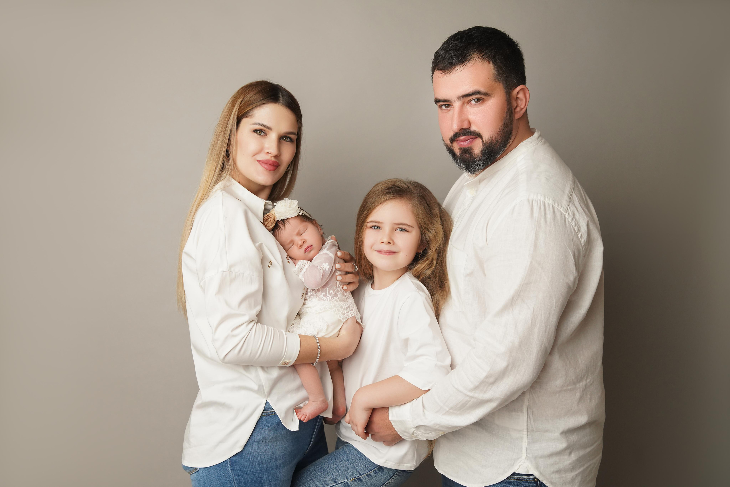 Альбом: Семейные. Фотограф новорожденных. Семейный и детский фотограф в городе Сургуте