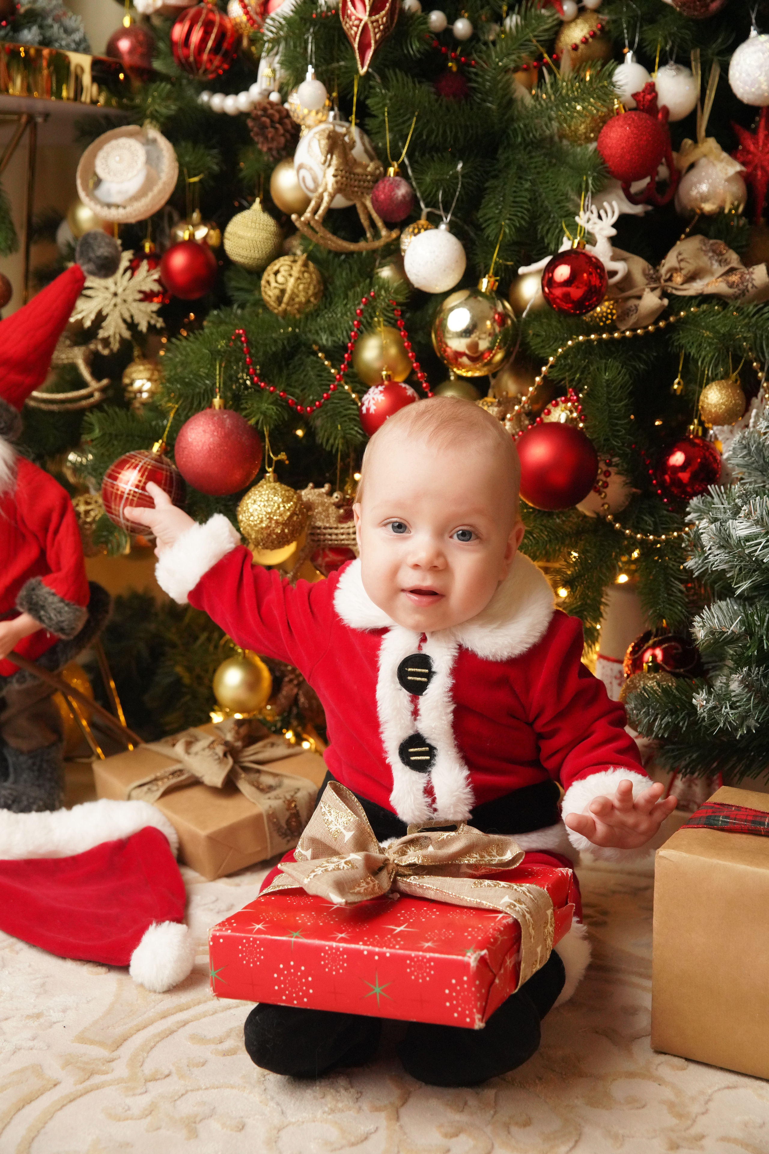 Новогодняя фотосессия. Фотограф новорожденных. Семейный и детский фотограф в городе Сургуте