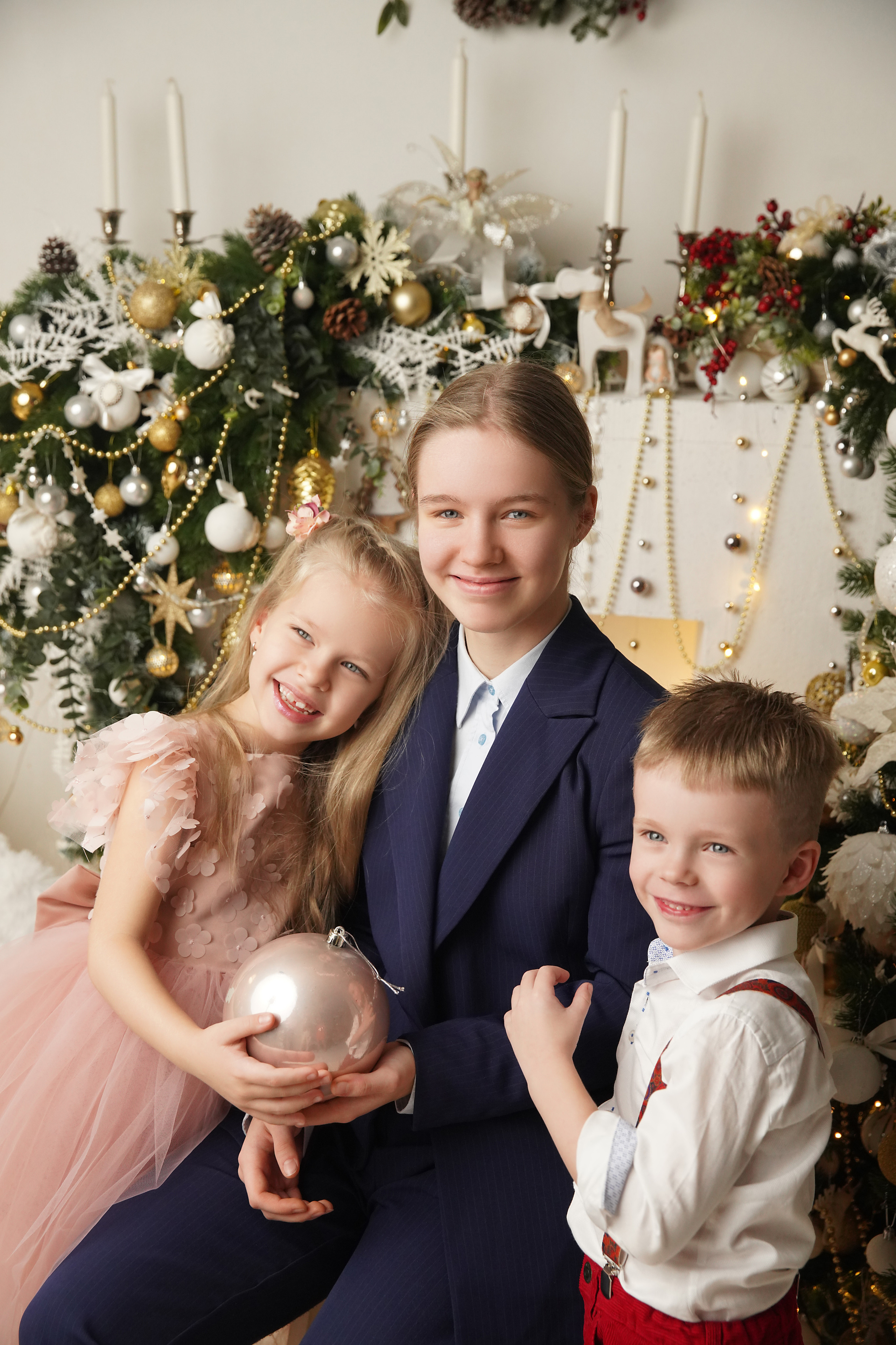 Новогодняя фотосессия. Фотограф новорожденных. Семейный и детский фотограф в городе Сургуте