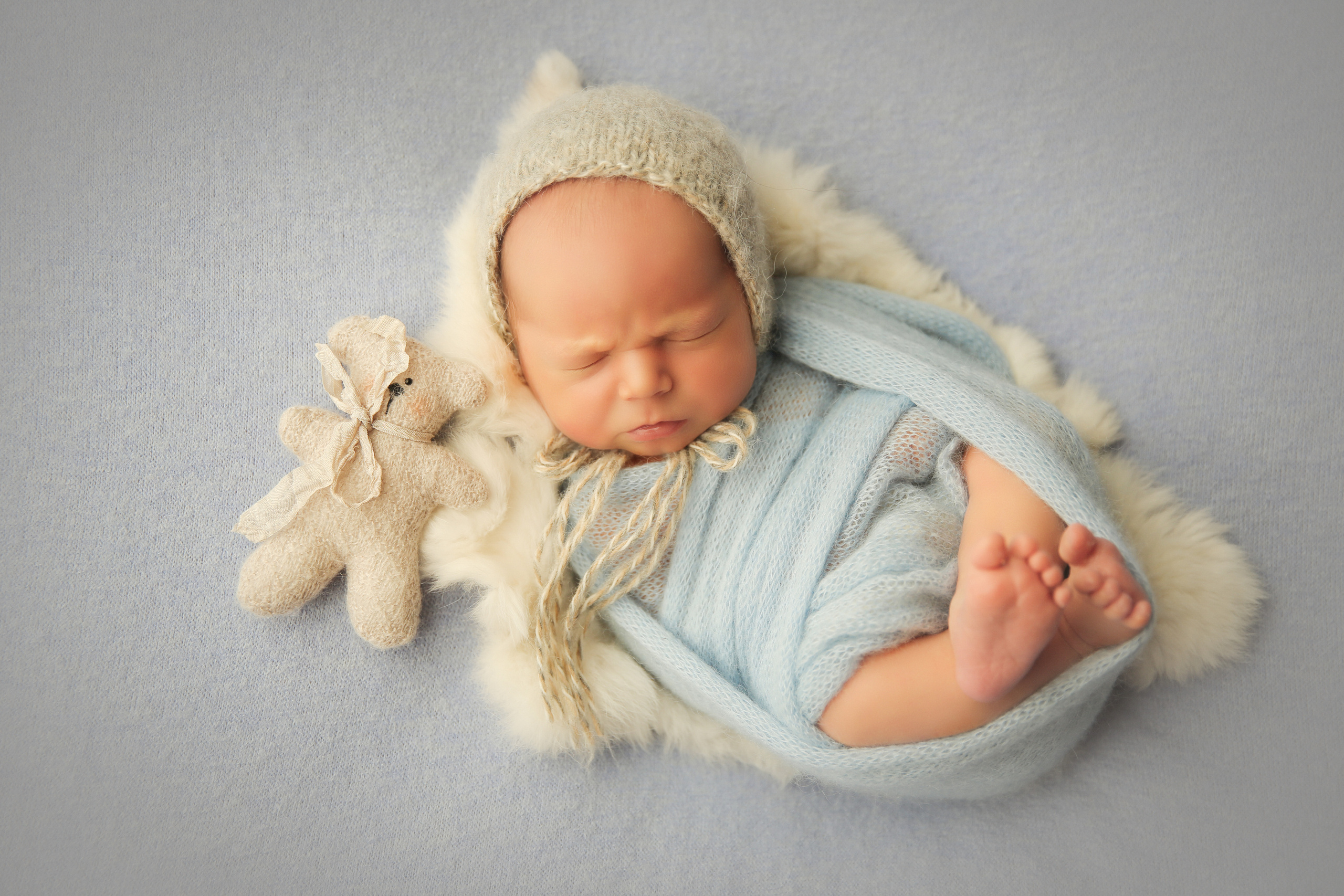 Мальчики. Фотограф новорожденных. Семейный и детский фотограф в городе Сургуте