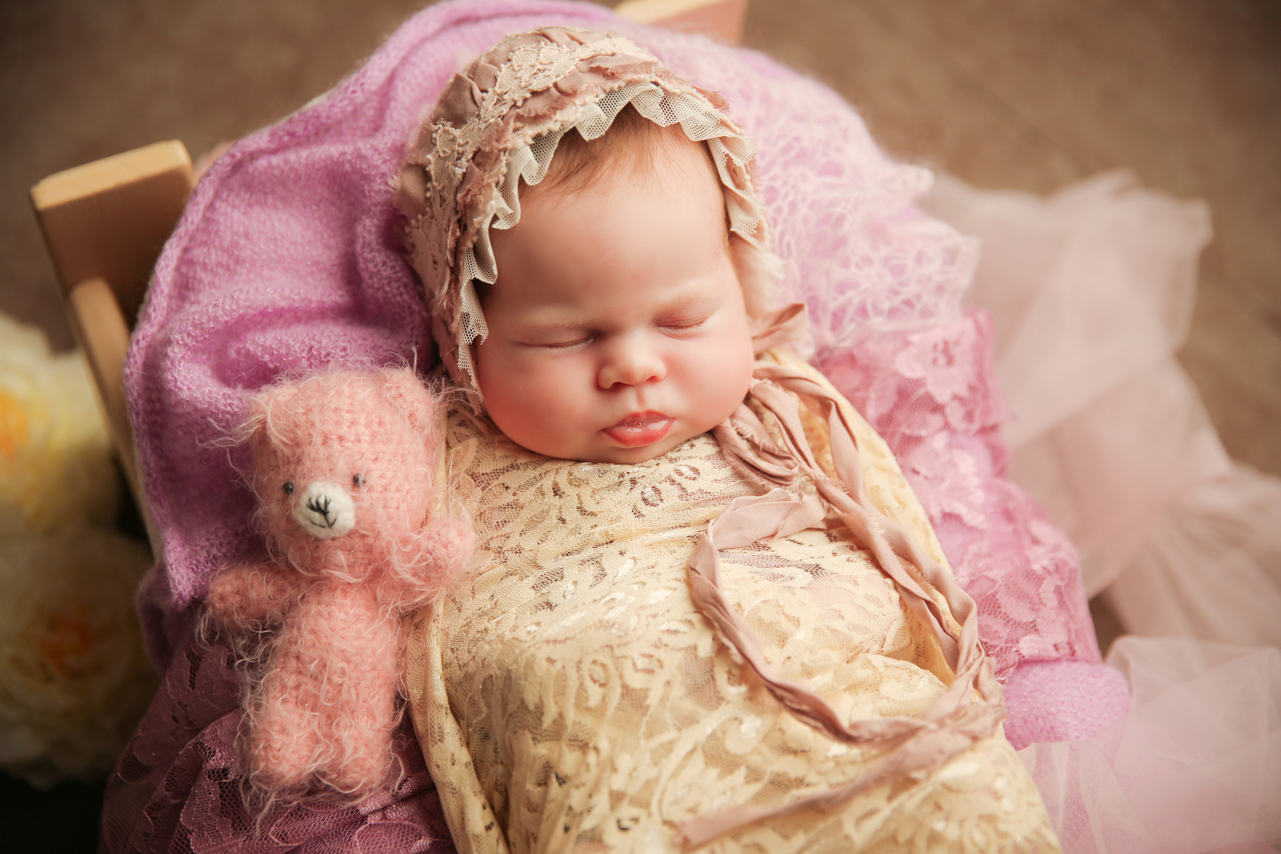 Newborm начало. Фотограф новорожденных. Семейный и детский фотограф в городе Сургуте