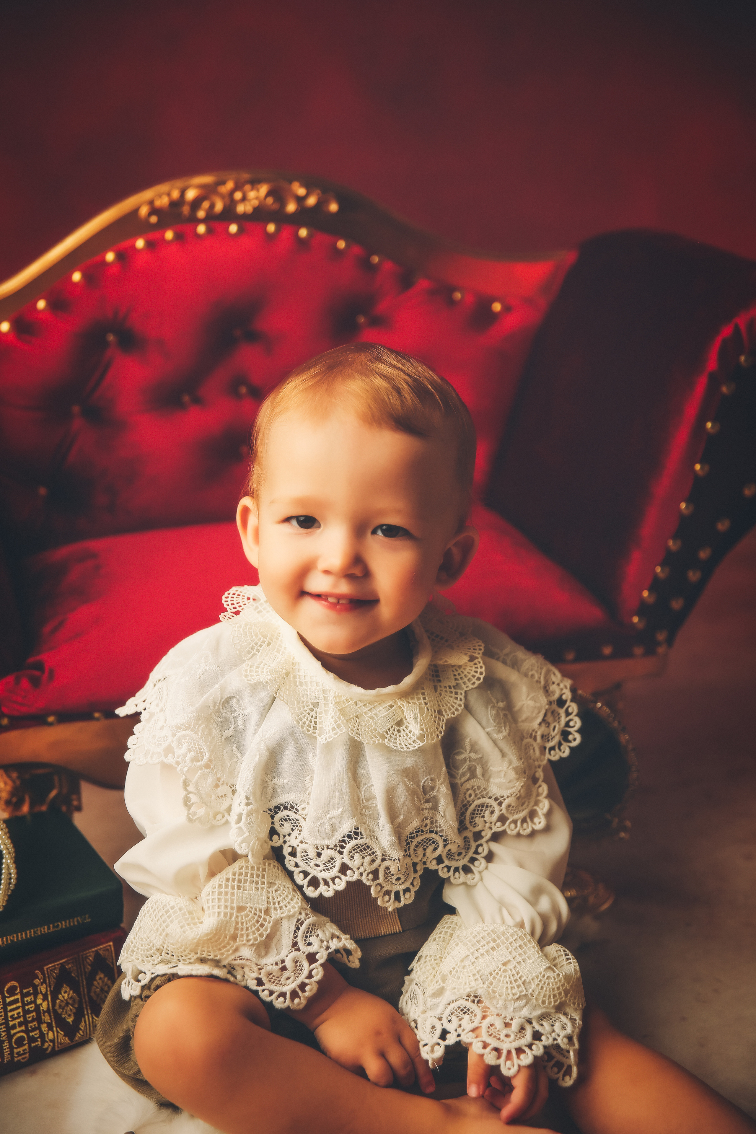 Эпоха Возрождения. Фотограф новорожденных. Семейный и детский фотограф в городе Сургуте