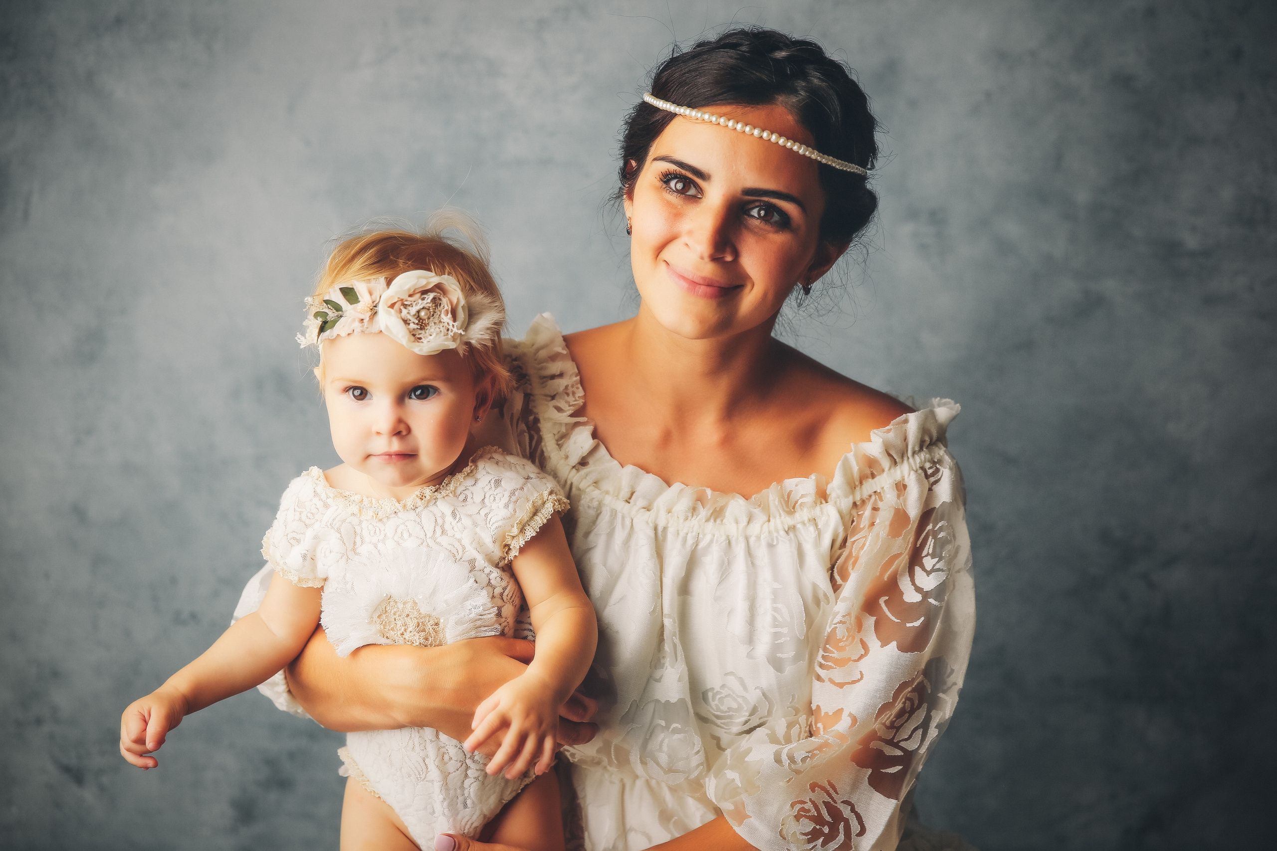 Эпоха Возрождения. Фотограф новорожденных. Семейный и детский фотограф в городе Сургуте