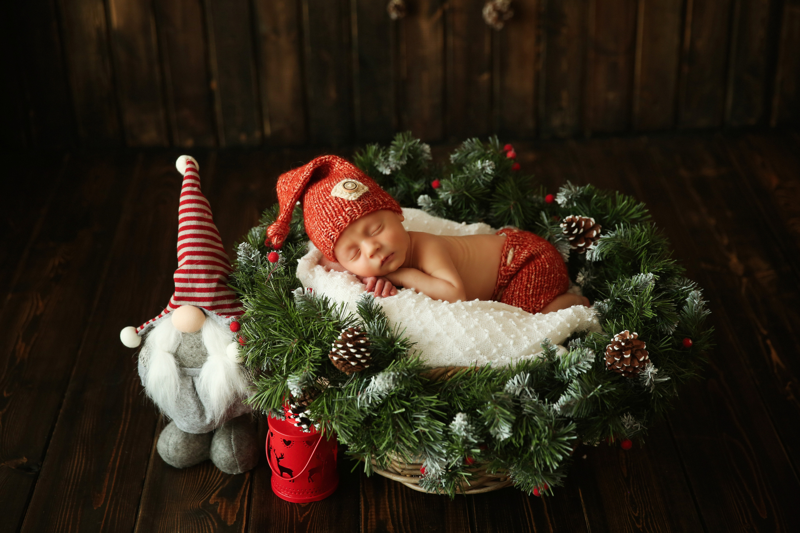 Newborm начало. Фотограф новорожденных. Семейный и детский фотограф в городе Сургуте