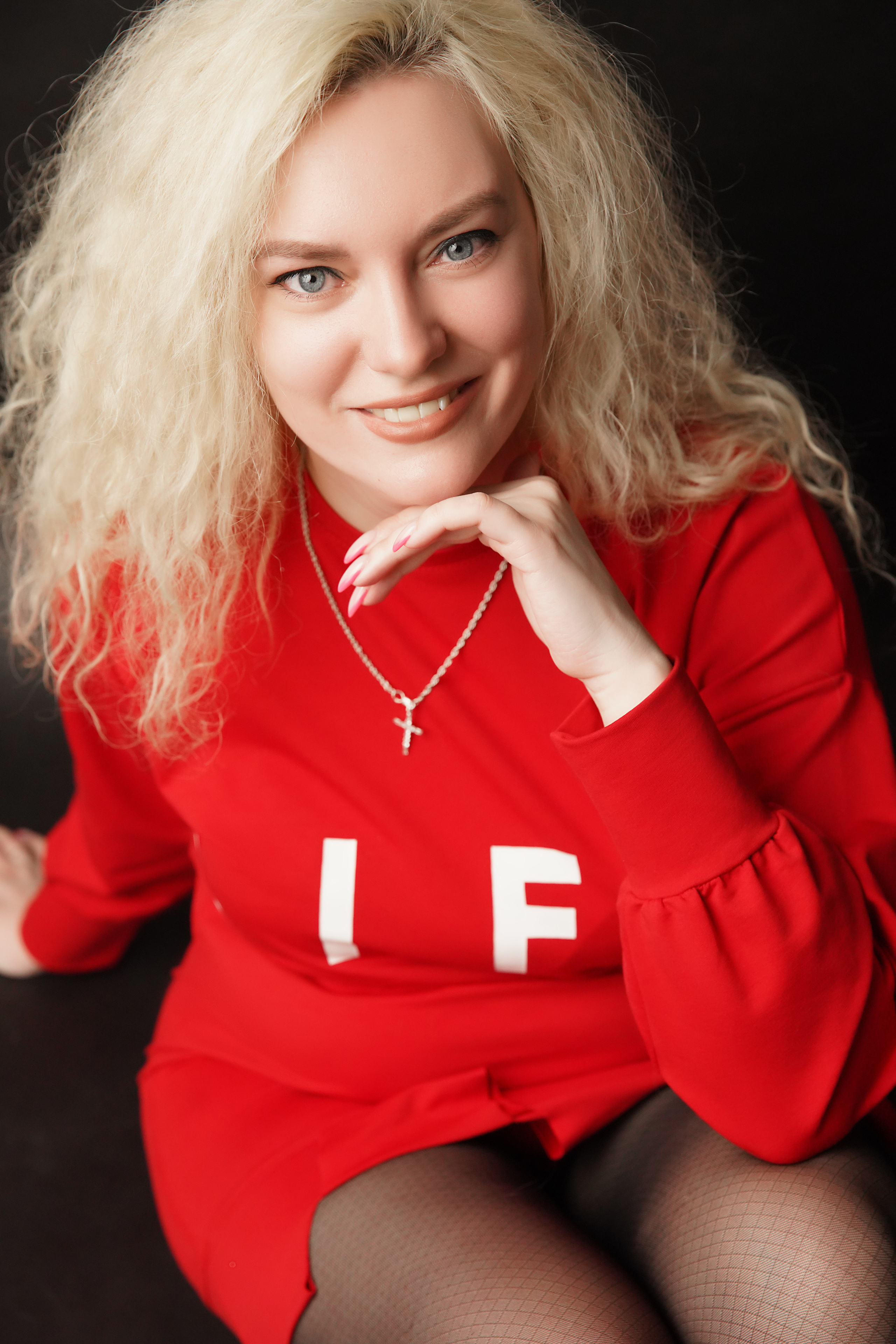 Женский портрет. Фотограф новорожденных. Семейный и детский фотограф в городе Сургуте