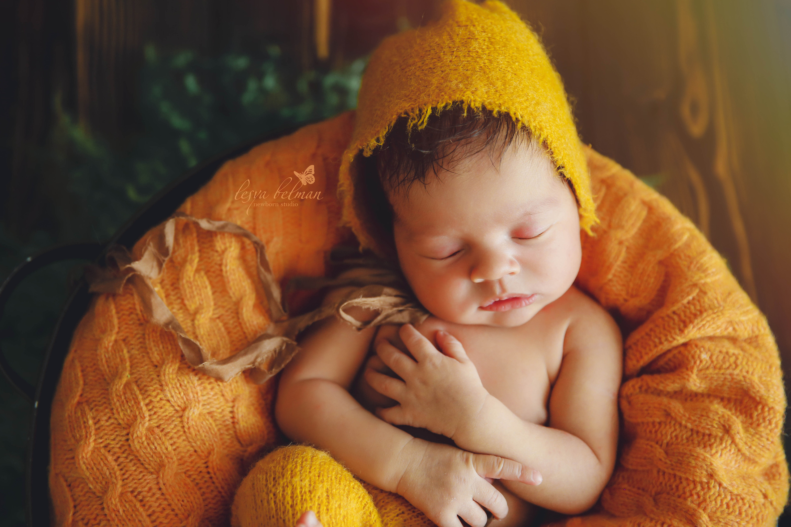 Newborm начало. Фотограф новорожденных. Семейный и детский фотограф в городе Сургуте