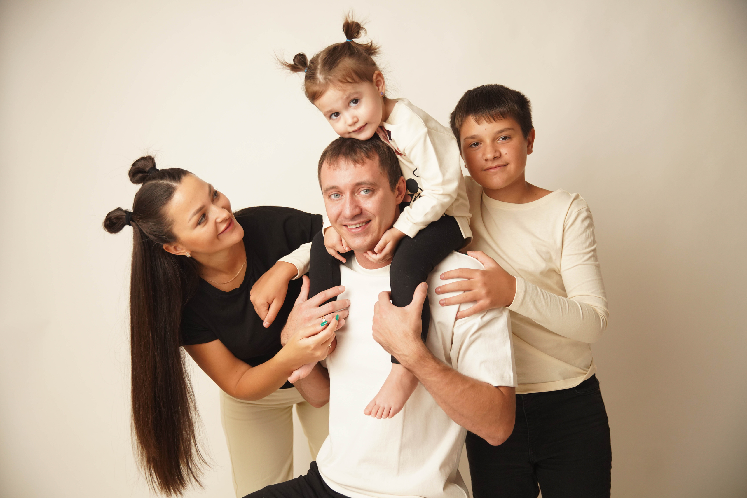 Портретная фотосессия. Фотограф новорожденных. Семейный и детский фотограф в городе Сургуте