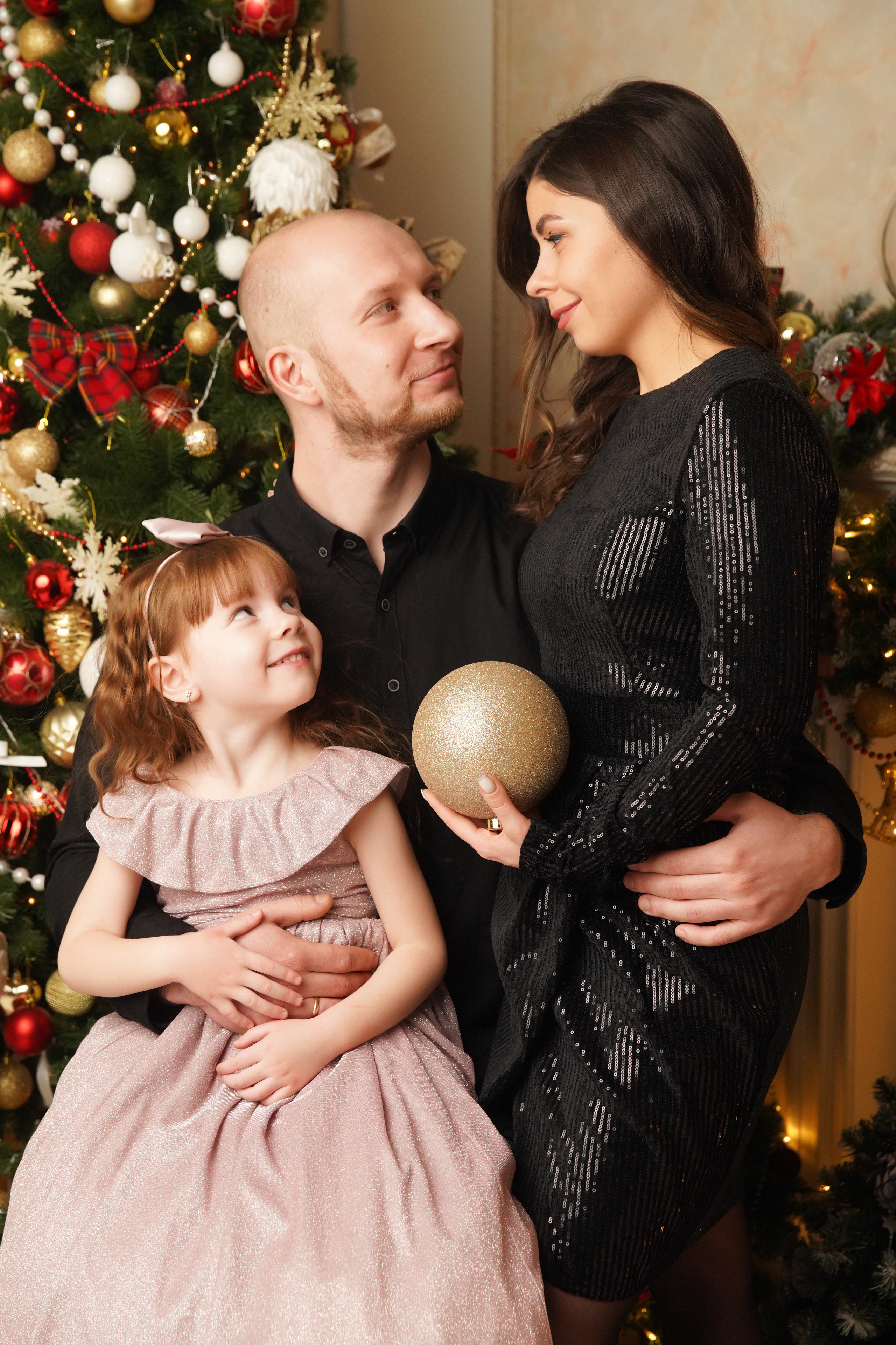 Новогодняя фотосессия. Фотограф новорожденных. Семейный и детский фотограф в городе Сургуте