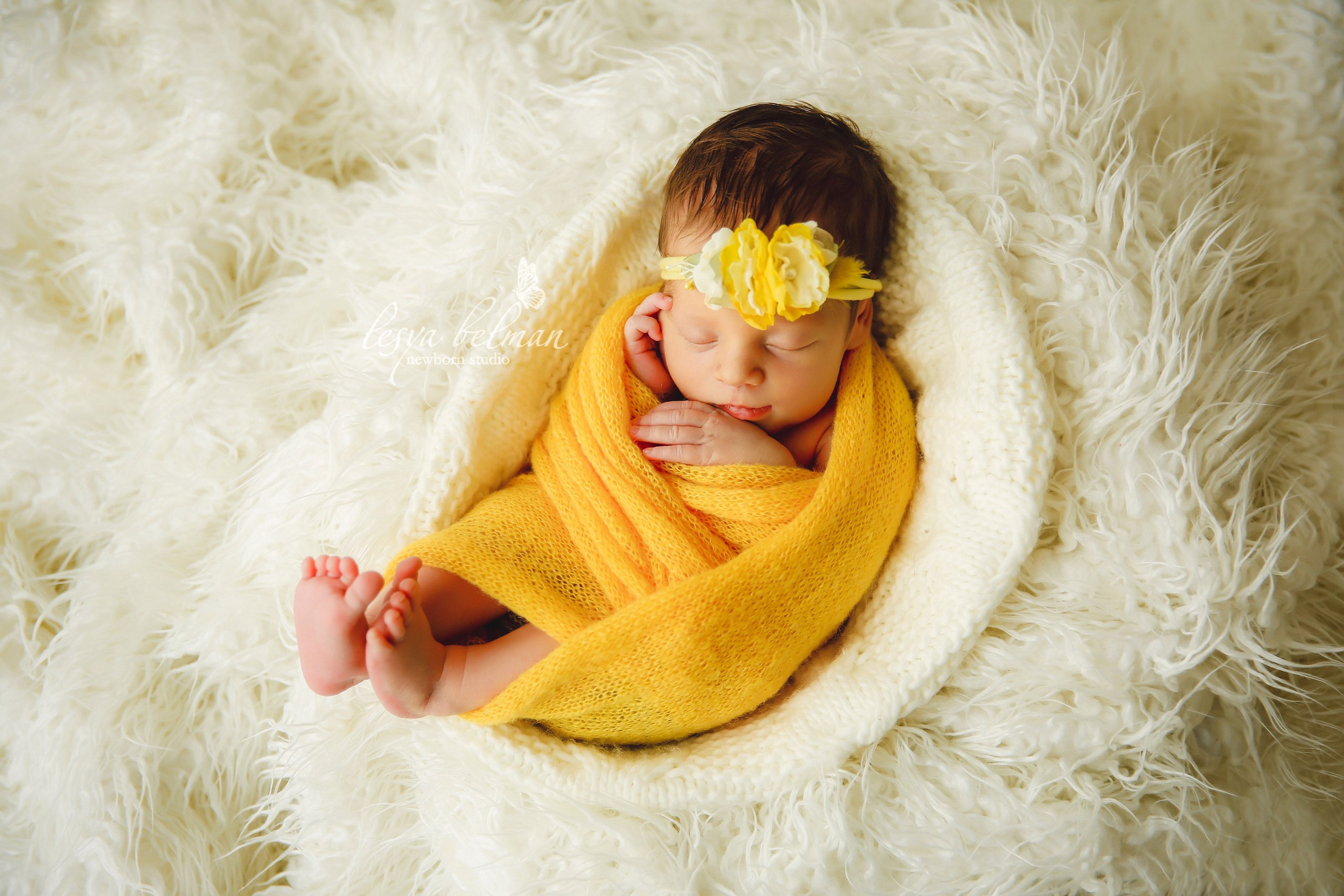 Newborm начало. Фотограф новорожденных. Семейный и детский фотограф в городе Сургуте