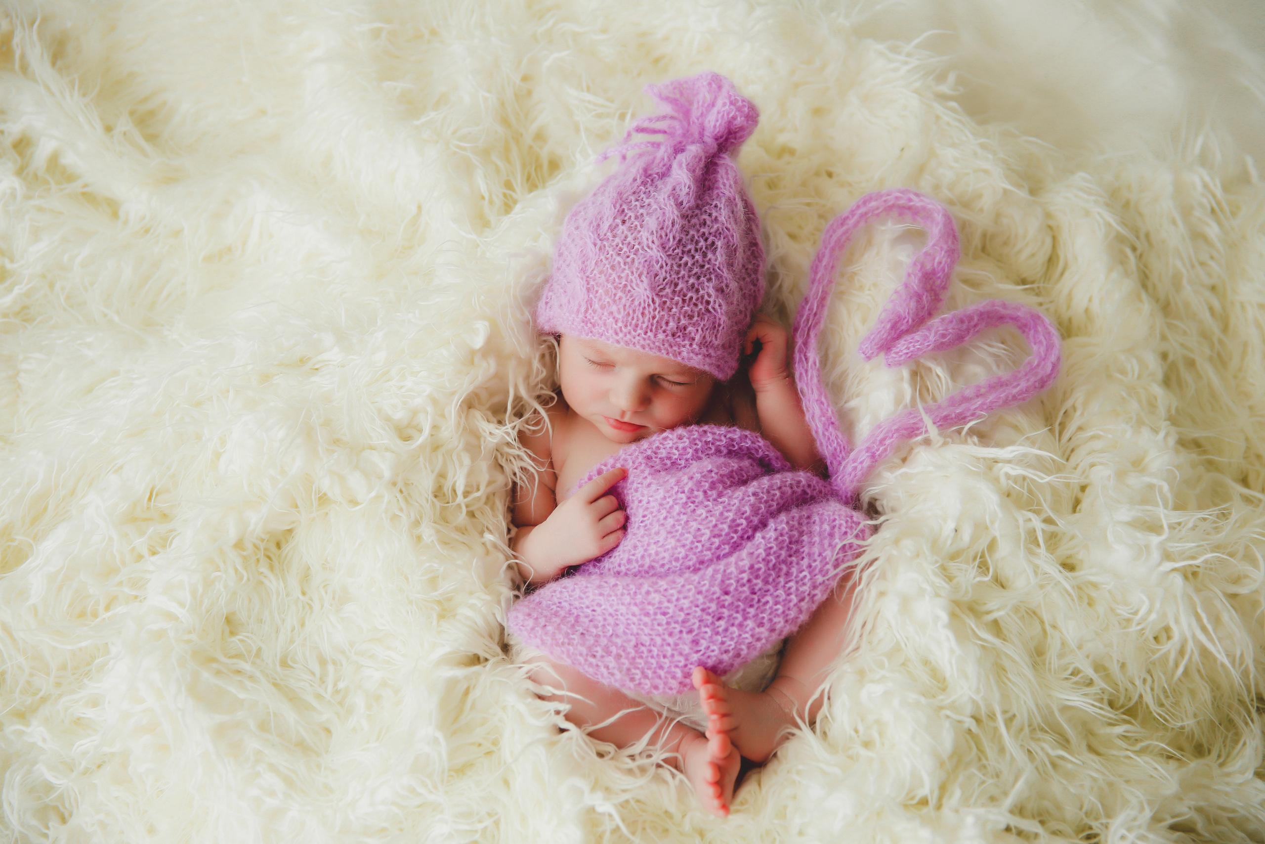 Newborm начало. Фотограф новорожденных. Семейный и детский фотограф в городе Сургуте