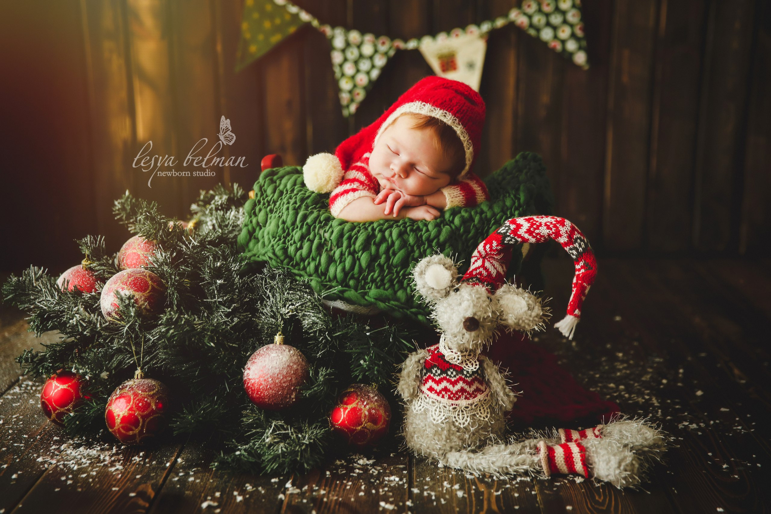 Newborm начало. Фотограф новорожденных. Семейный и детский фотограф в городе Сургуте