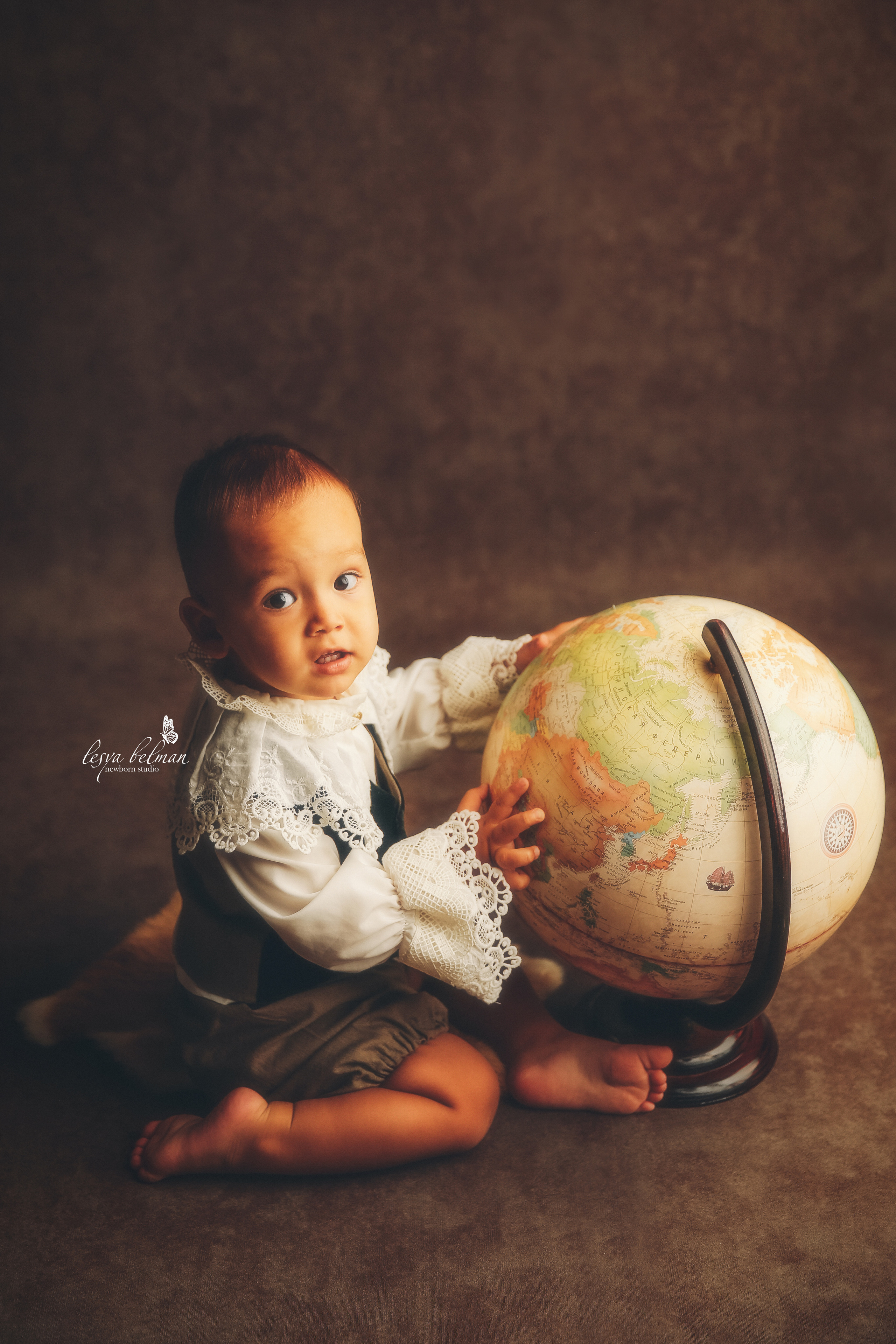 Эпоха Возрождения. Фотограф новорожденных. Семейный и детский фотограф в городе Сургуте