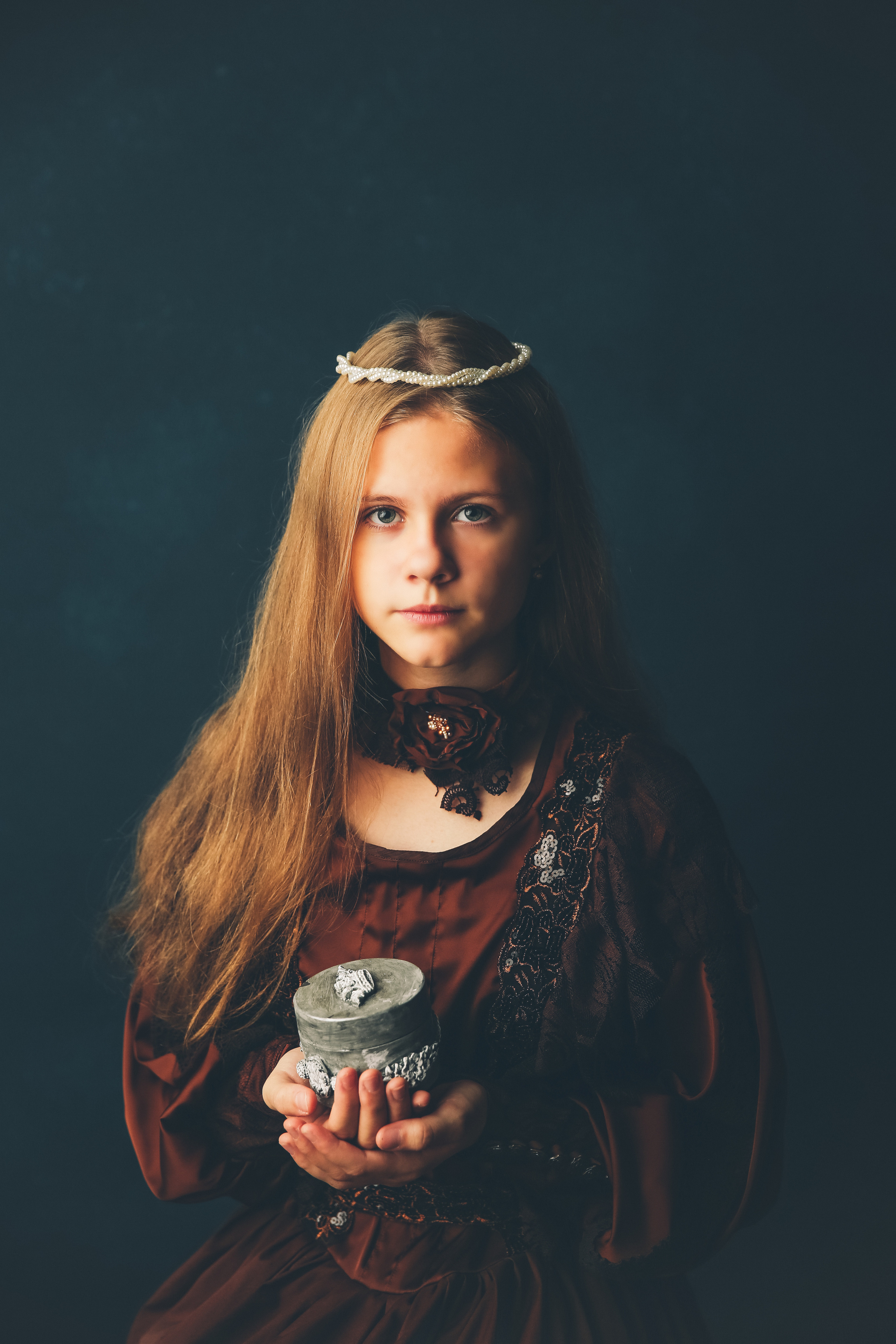 Эпоха Возрождения. Фотограф новорожденных. Семейный и детский фотограф в городе Сургуте