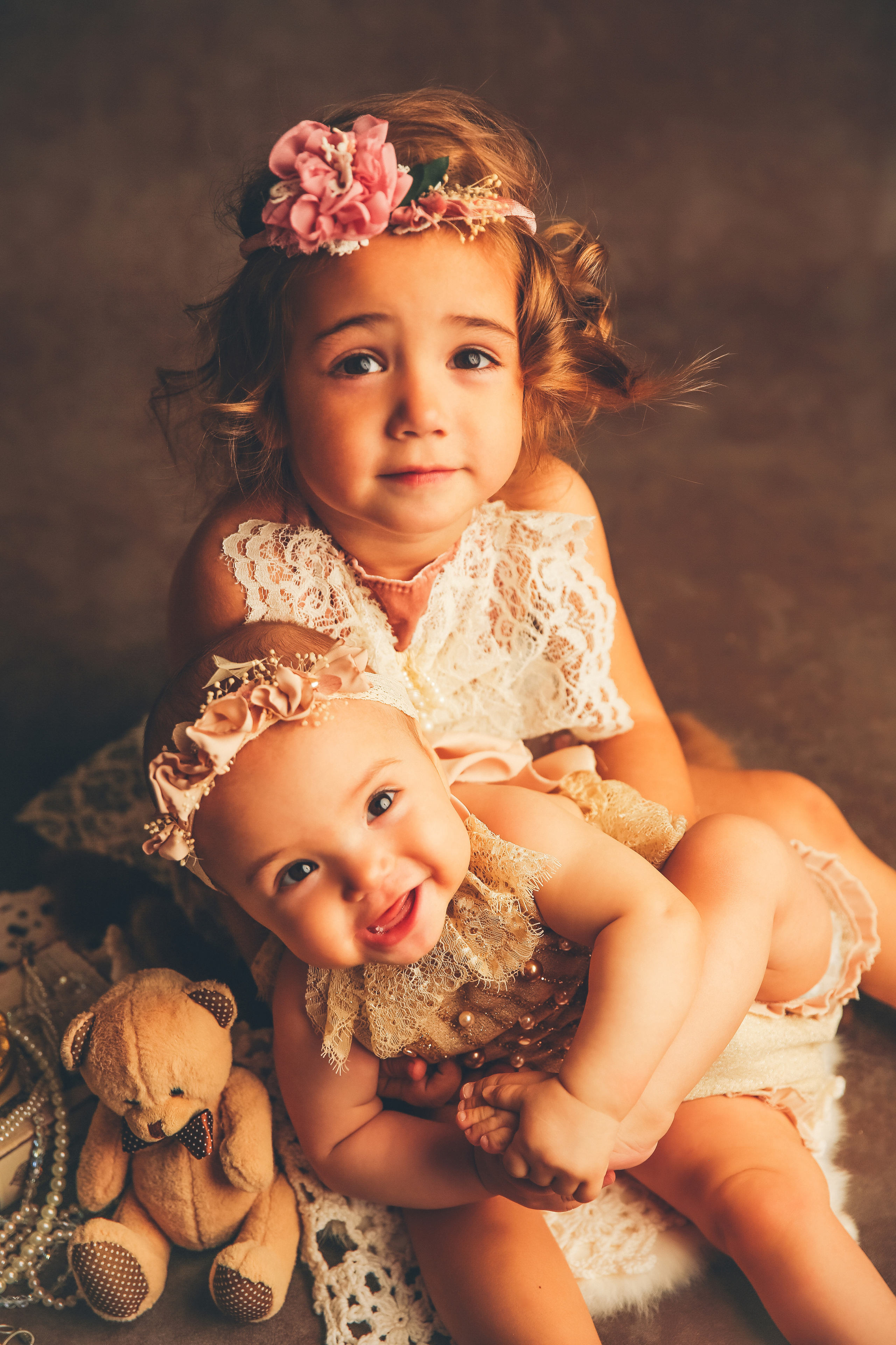 Эпоха Возрождения. Фотограф новорожденных. Семейный и детский фотограф в городе Сургуте