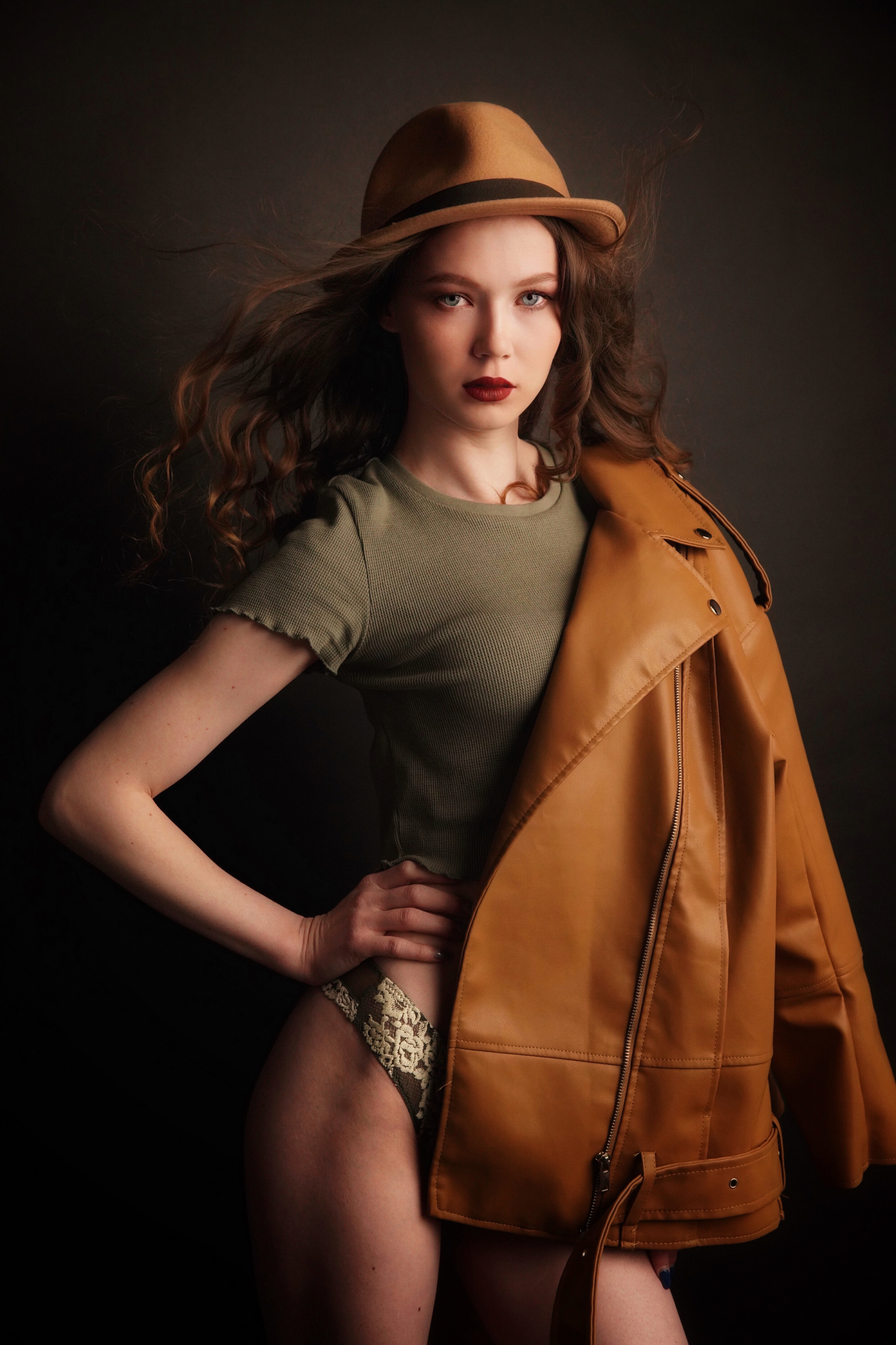 Женский портрет. Фотограф новорожденных. Семейный и детский фотограф в городе Сургуте