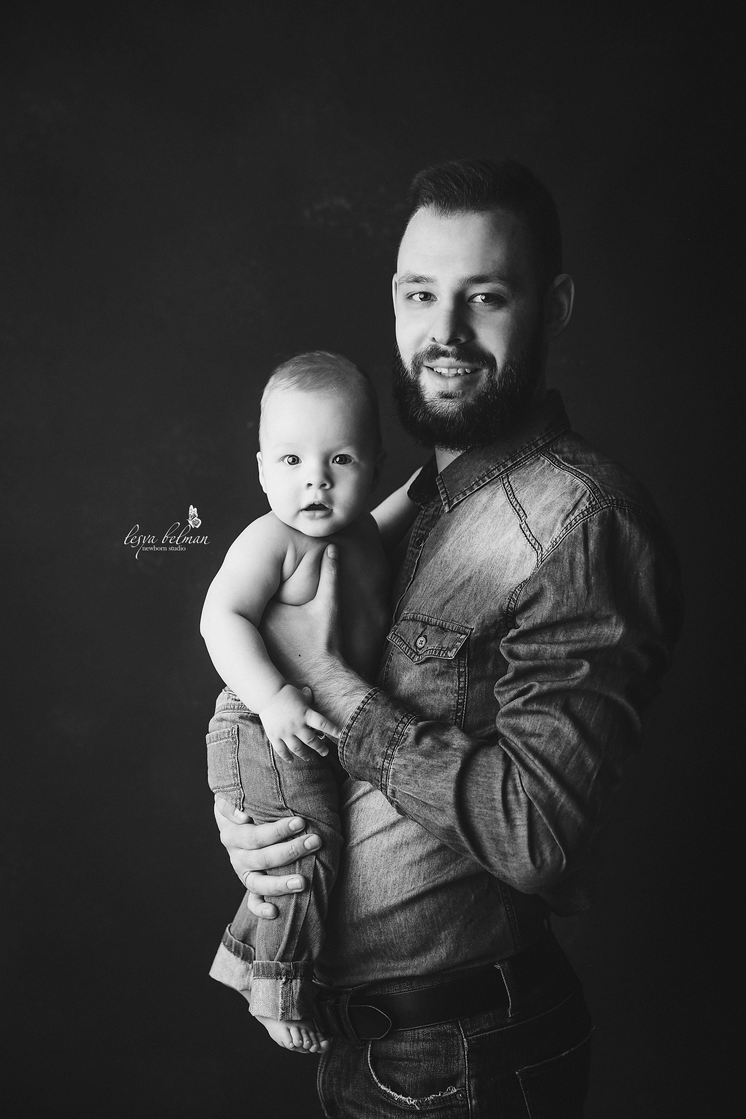 Family ЧБ. Фотограф новорожденных. Семейный и детский фотограф в городе Сургуте