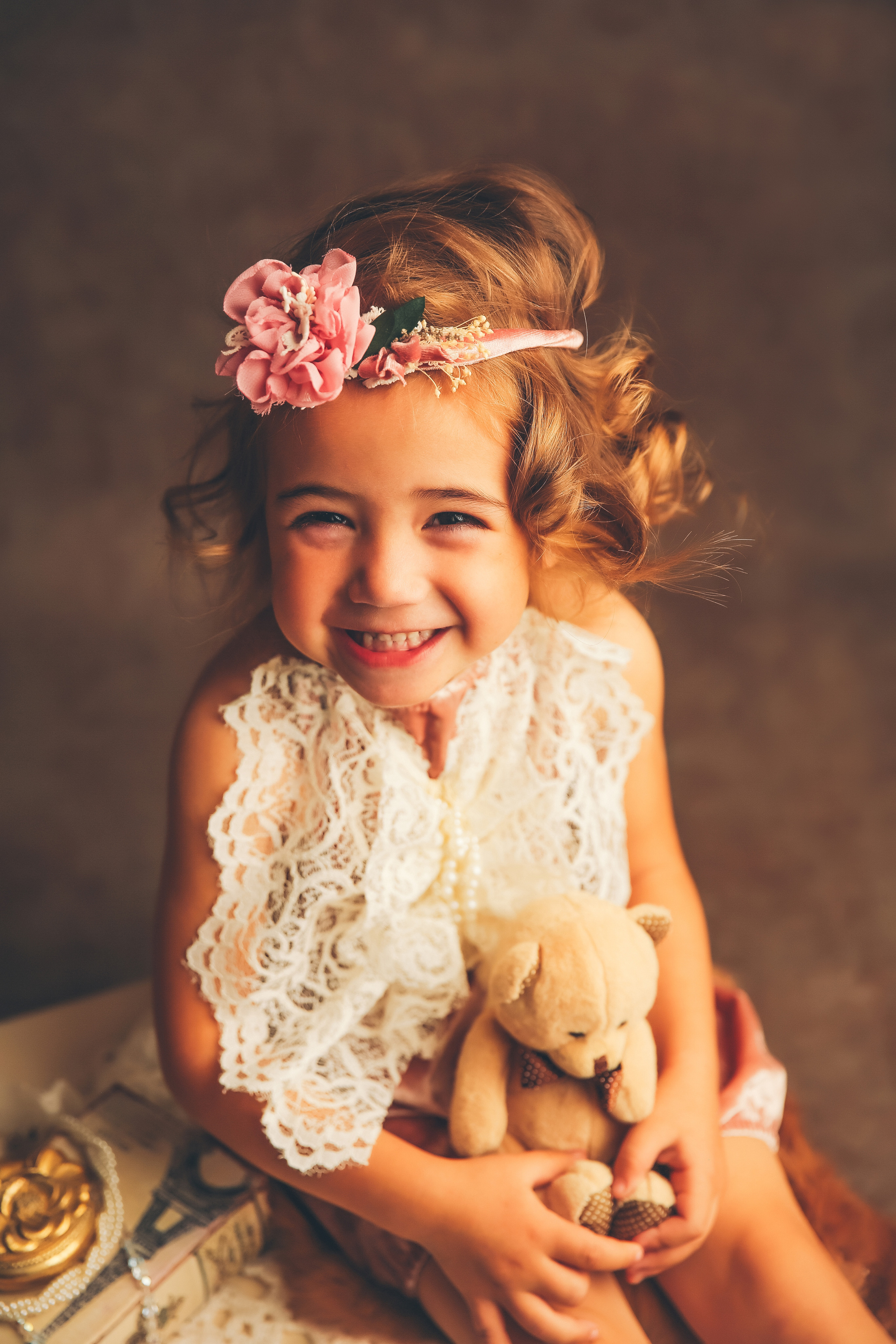 Эпоха Возрождения. Фотограф новорожденных. Семейный и детский фотограф в городе Сургуте