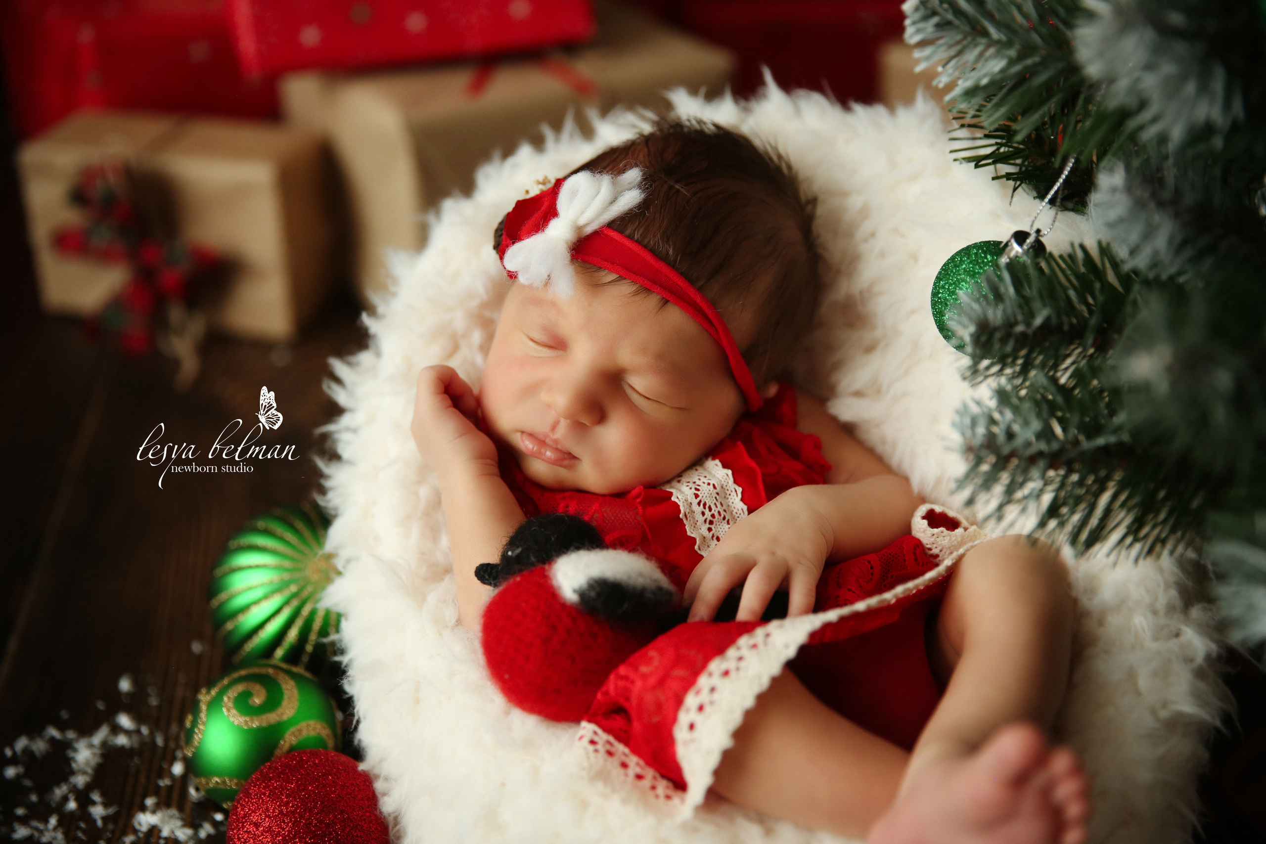 Newborm начало. Фотограф новорожденных. Семейный и детский фотограф в городе Сургуте