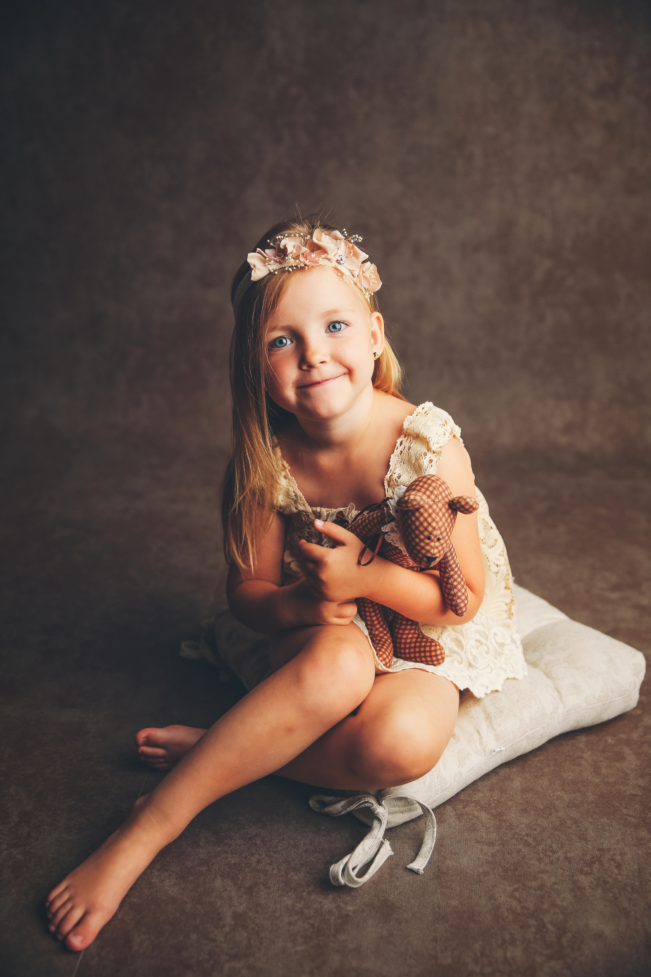 Эпоха Возрождения. Фотограф новорожденных. Семейный и детский фотограф в городе Сургуте