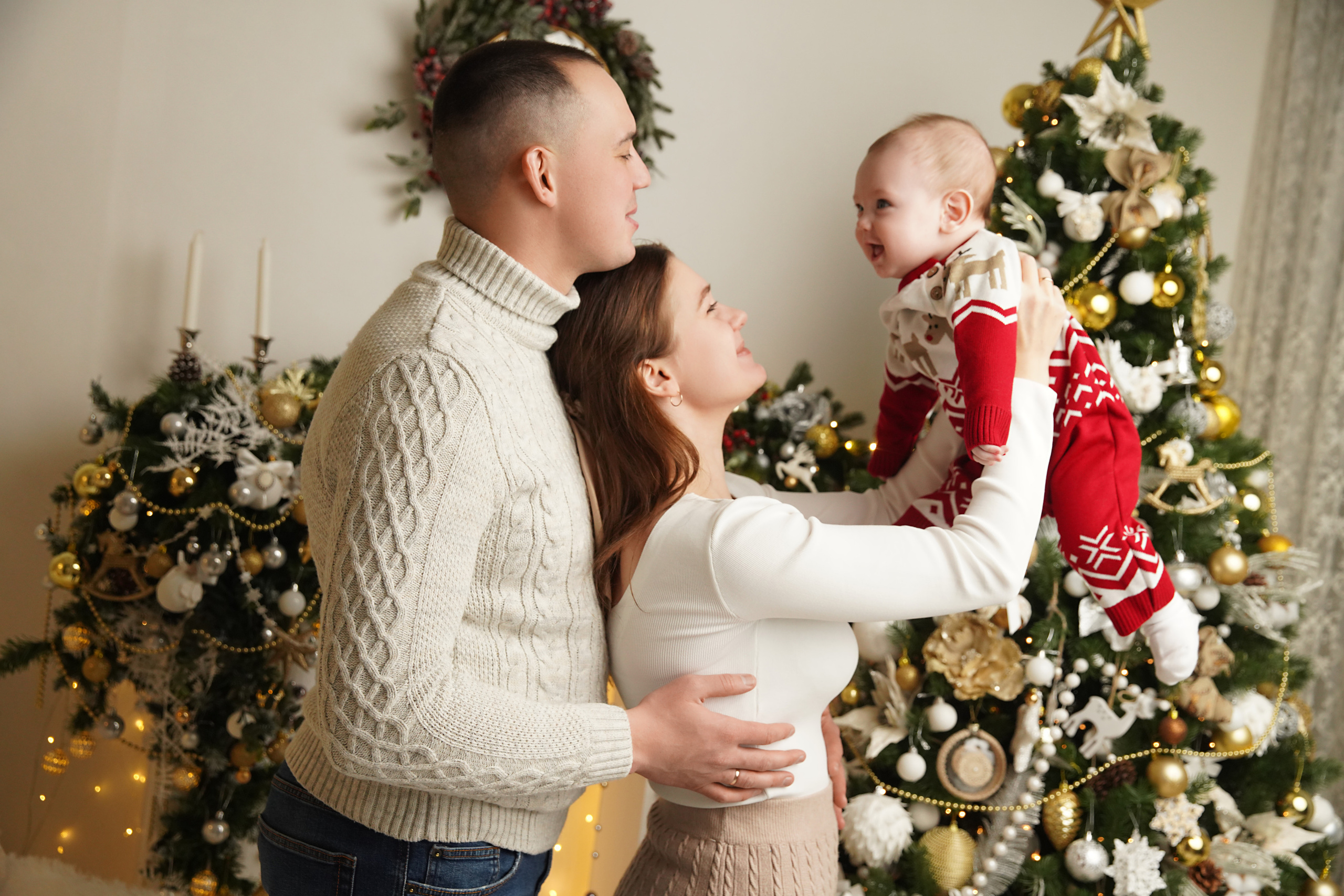 Новогодняя фотосессия. Фотограф новорожденных. Семейный и детский фотограф в городе Сургуте