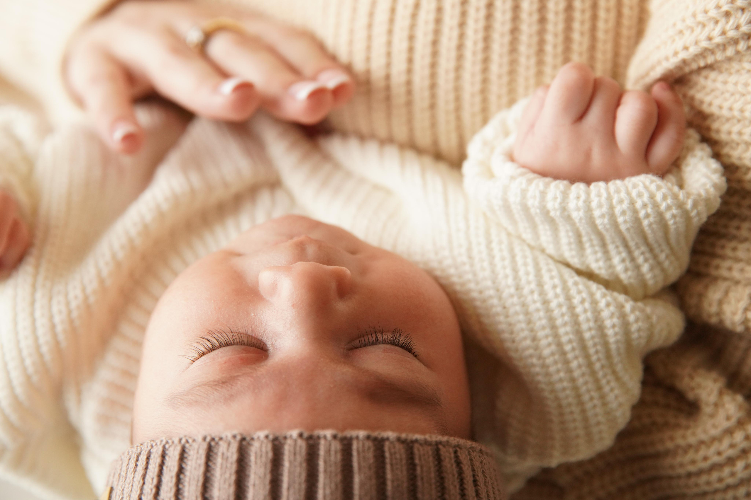 Newborn Life. Фотограф новорожденных. Семейный и детский фотограф в городе Сургуте