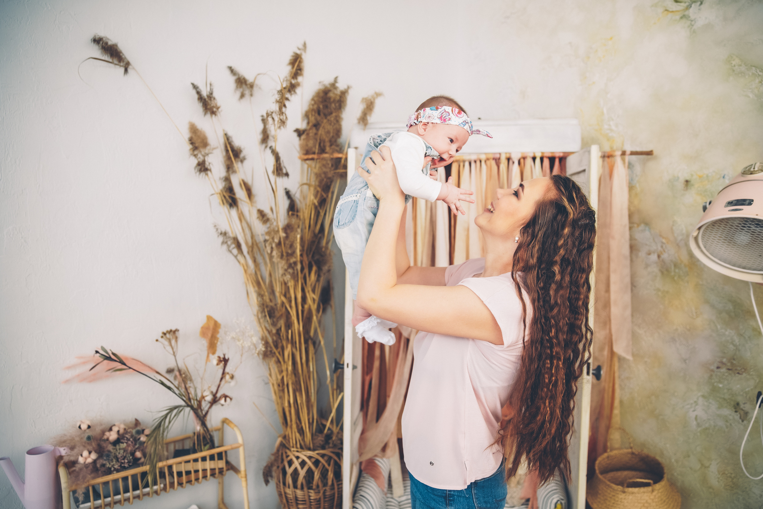 Фотосессия в интерьере. Фотограф новорожденных. Семейный и детский фотограф в городе Сургуте