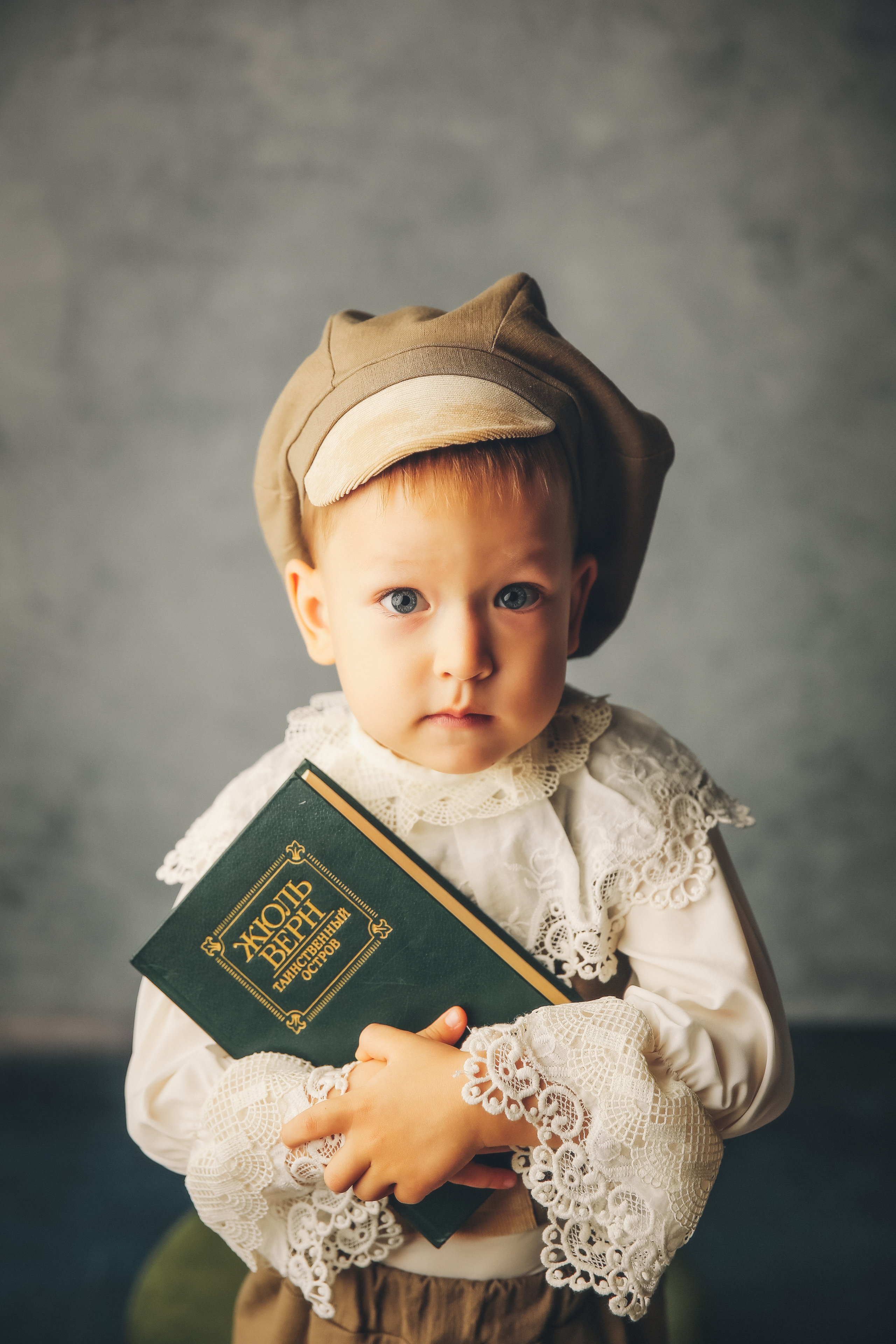 Эпоха Возрождения. Фотограф новорожденных. Семейный и детский фотограф в городе Сургуте
