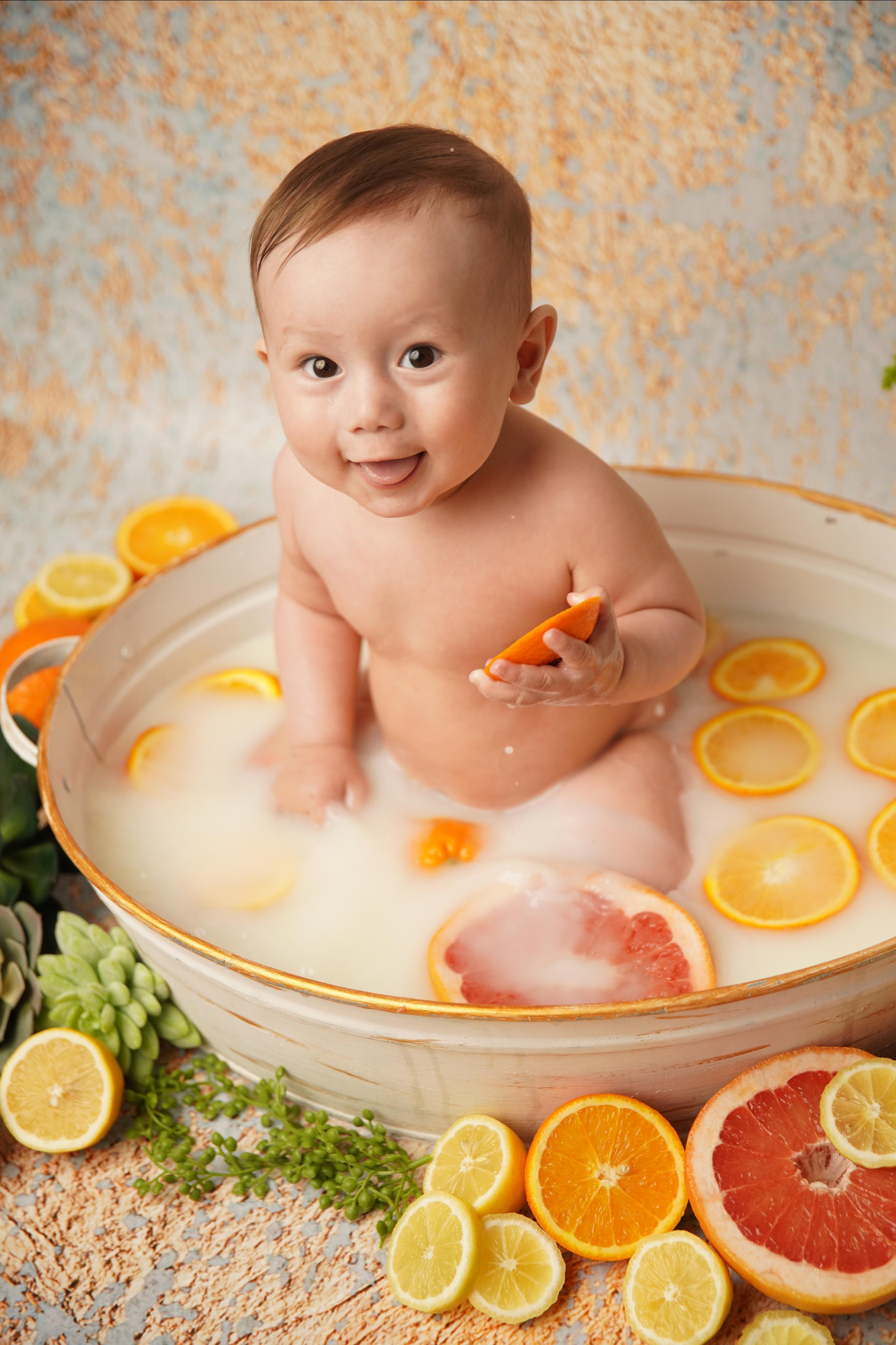 Ванночка мальчики. Фотограф новорожденных. Семейный и детский фотограф в городе Сургуте