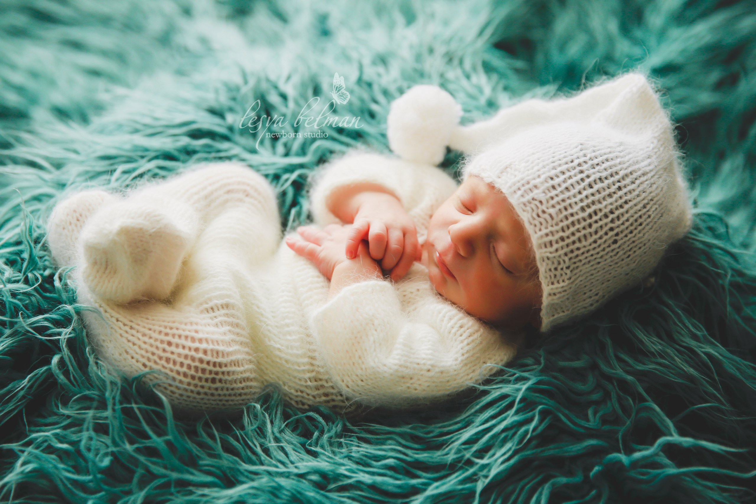 Newborm начало. Фотограф новорожденных. Семейный и детский фотограф в городе Сургуте