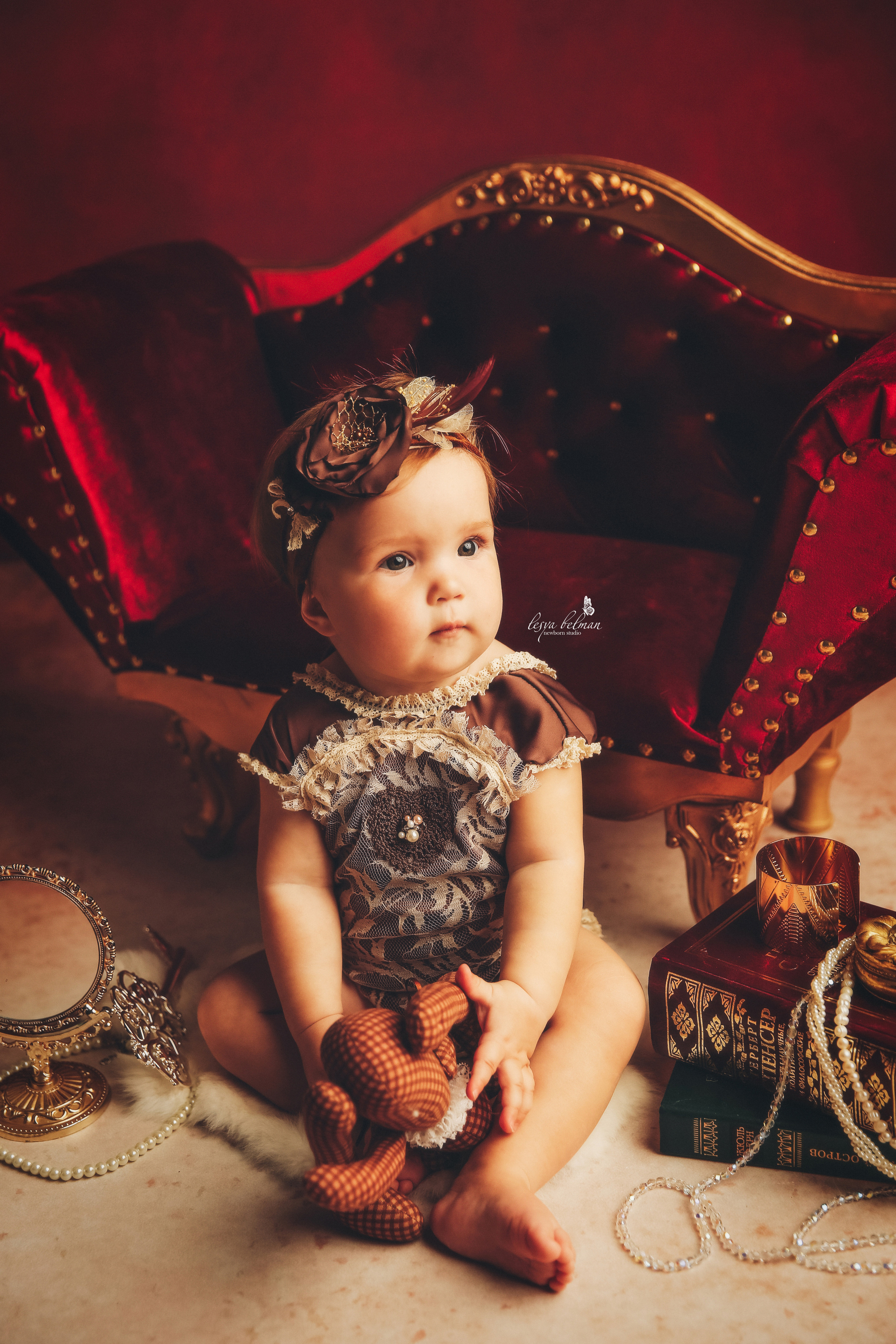 Эпоха Возрождения. Фотограф новорожденных. Семейный и детский фотограф в городе Сургуте