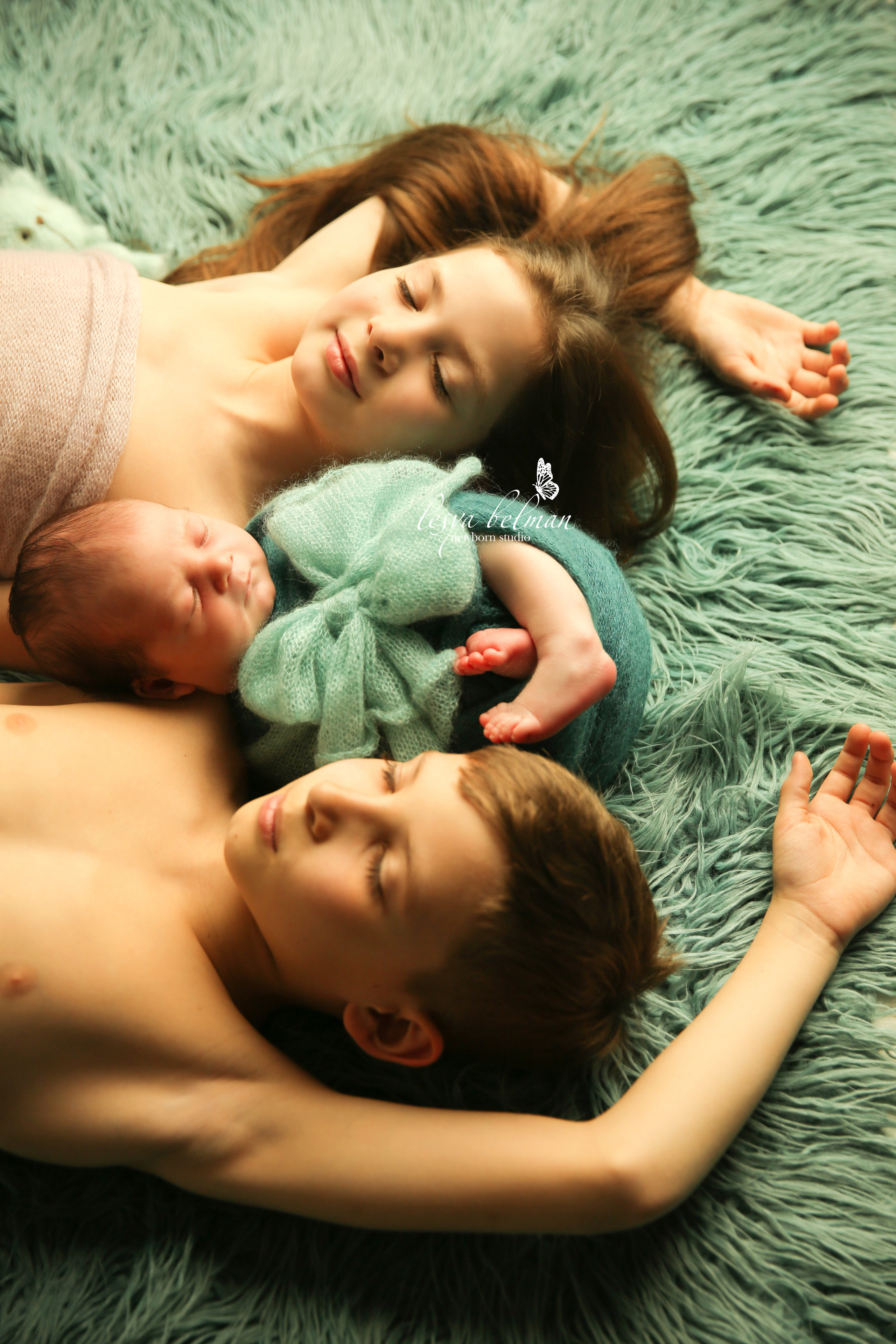 Мама и Малыш. Фотограф новорожденных. Семейный и детский фотограф в городе Сургуте