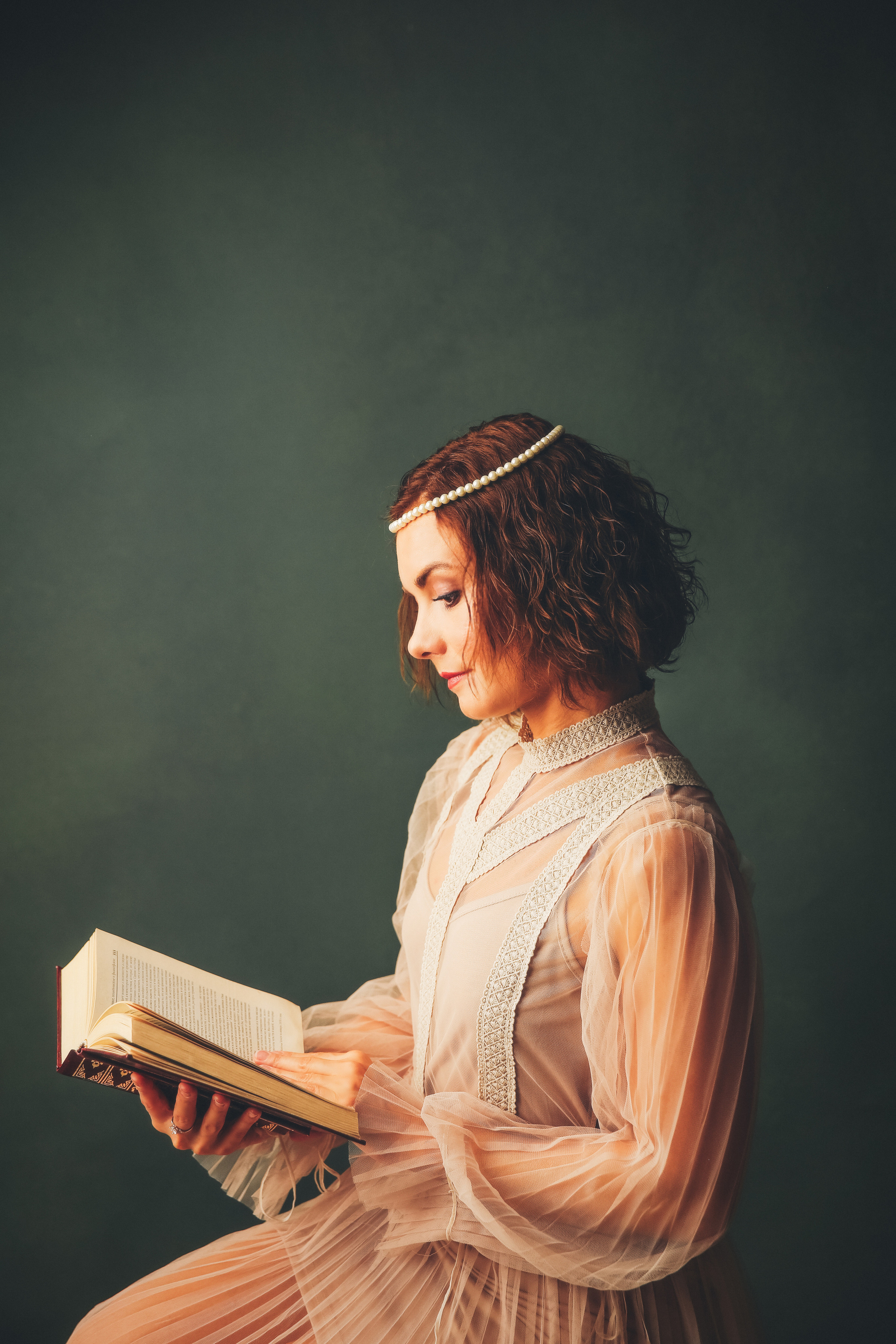 Эпоха Возрождения. Фотограф новорожденных. Семейный и детский фотограф в городе Сургуте