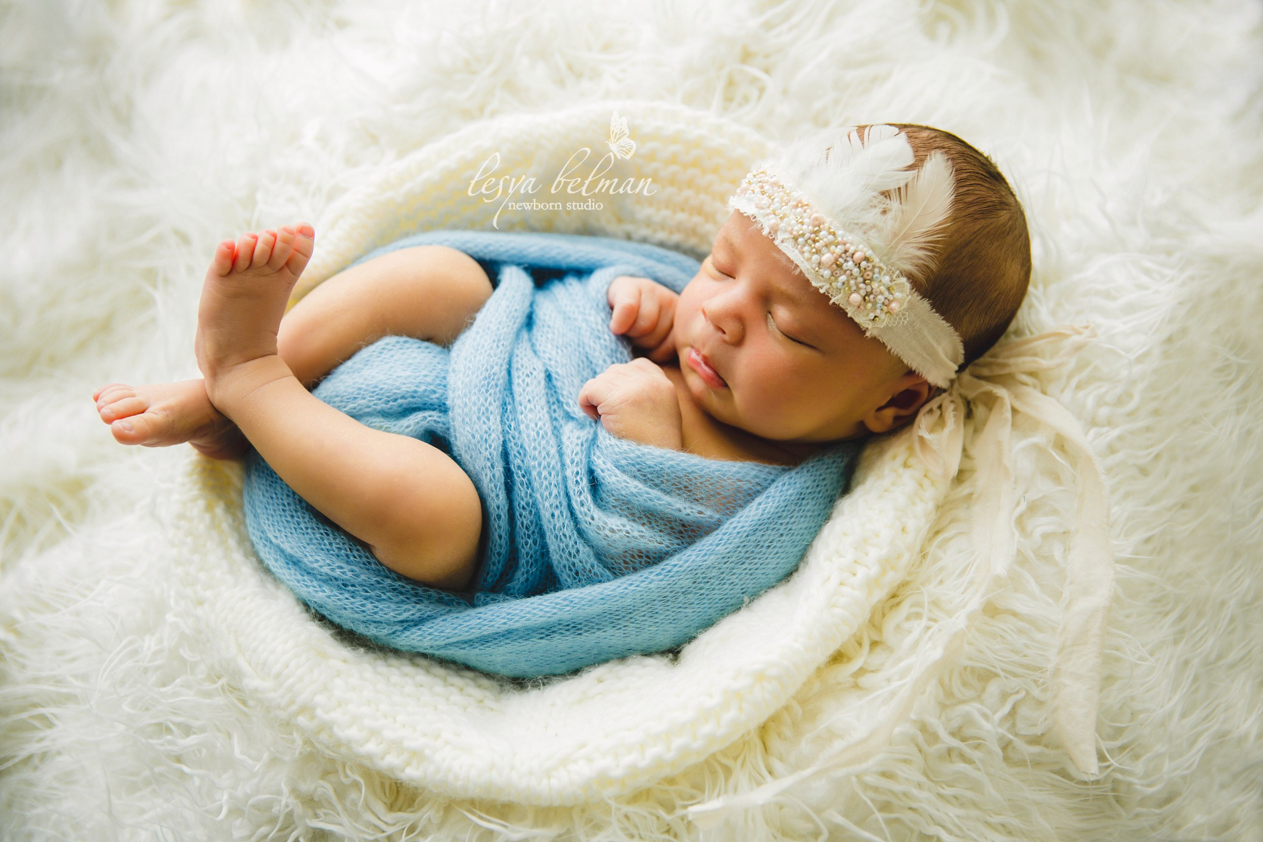 Newborm начало. Фотограф новорожденных. Семейный и детский фотограф в городе Сургуте