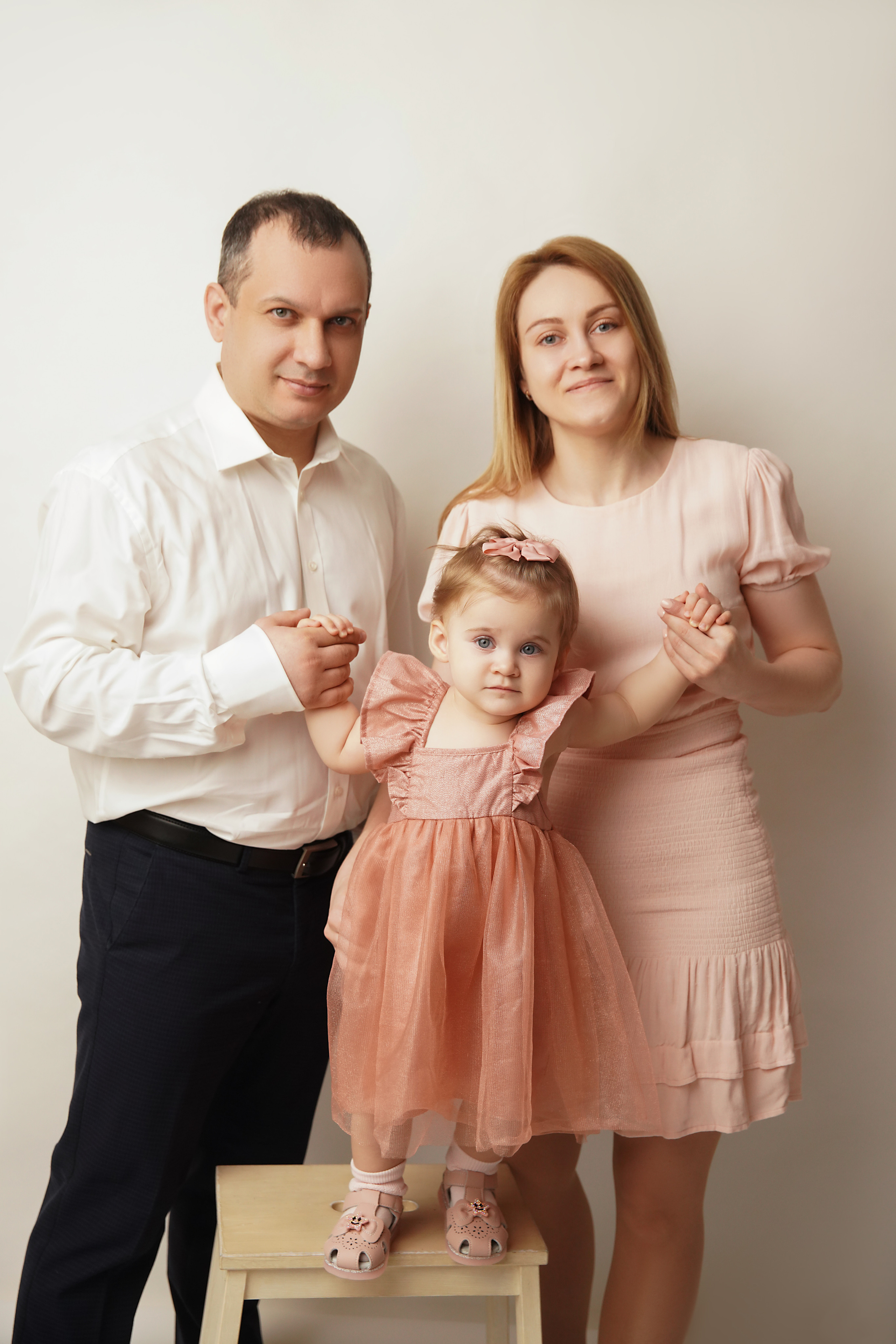 Портретная фотосессия. Фотограф новорожденных. Семейный и детский фотограф в городе Сургуте